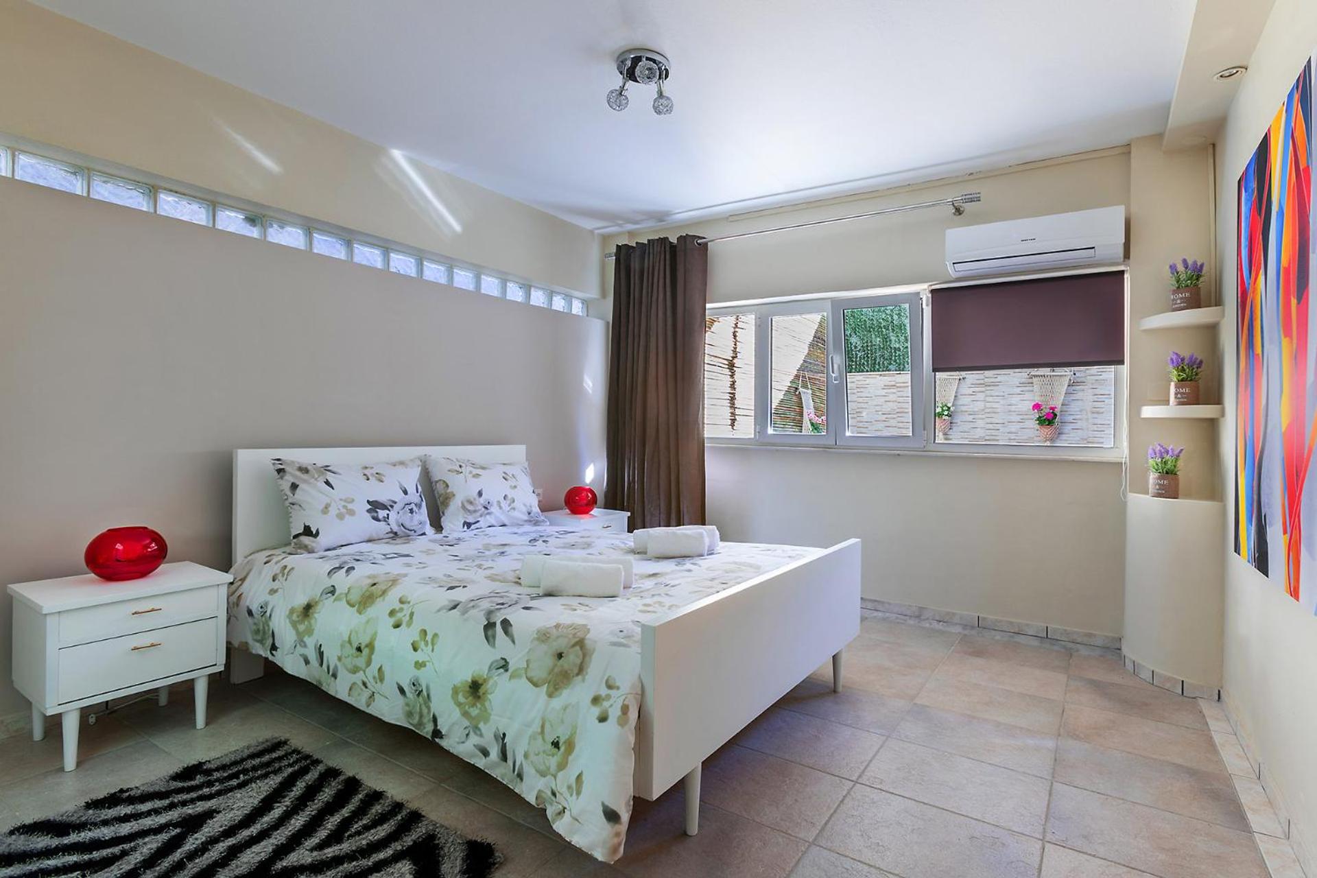 Ariadne Cozy Beautiful Studio