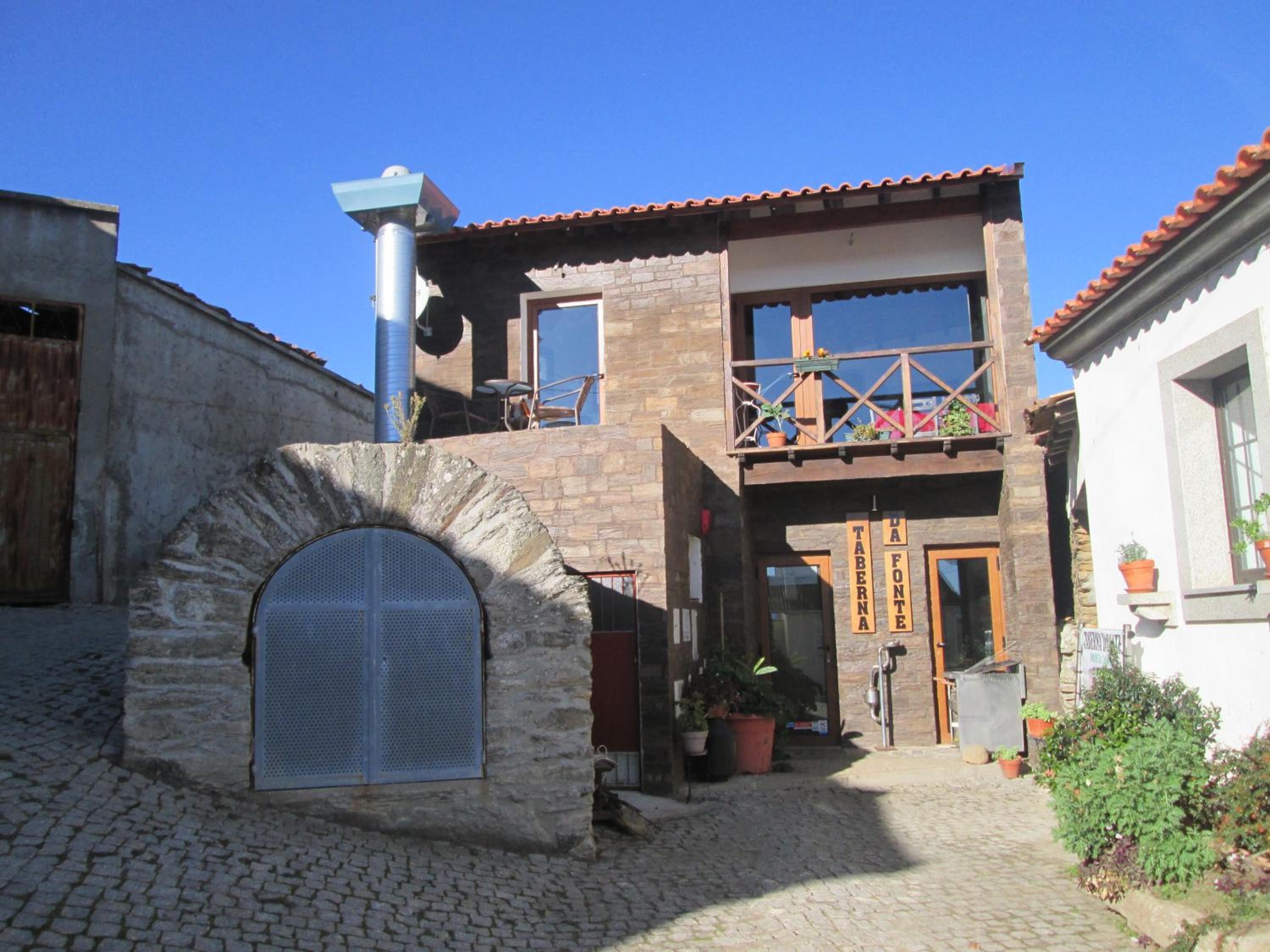 Casas de Campo Podence view 5