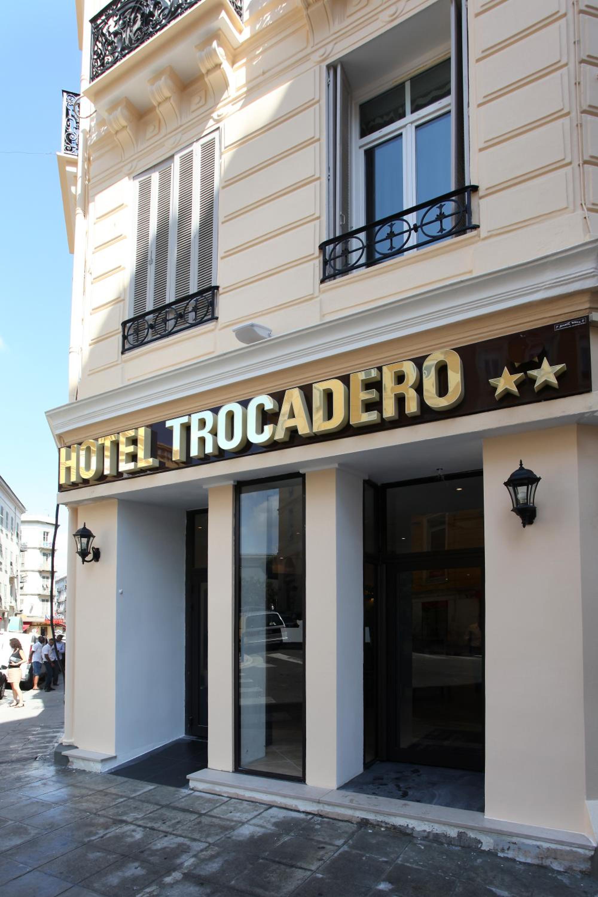 Hotel Trocadero - Image 1