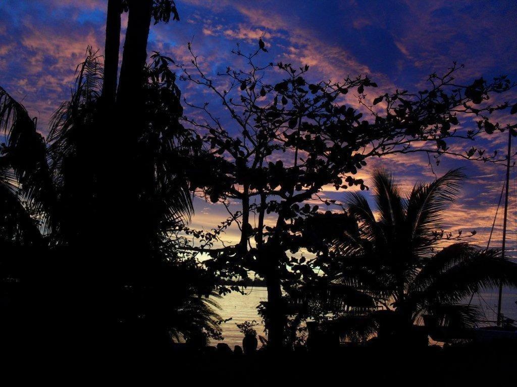 Bora Bora Bungalove view 4