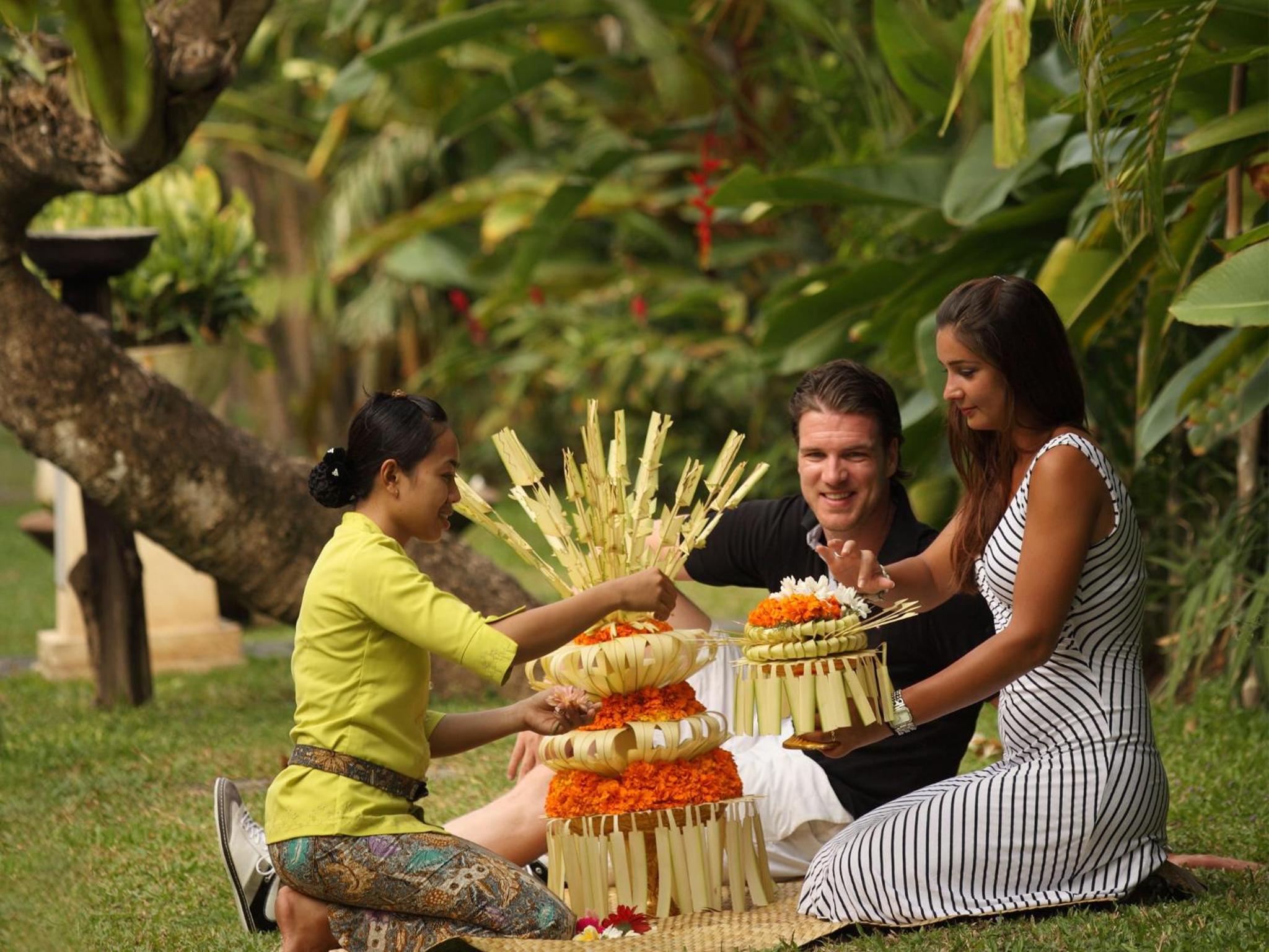 Puri Santrian Beach Resort And Spa