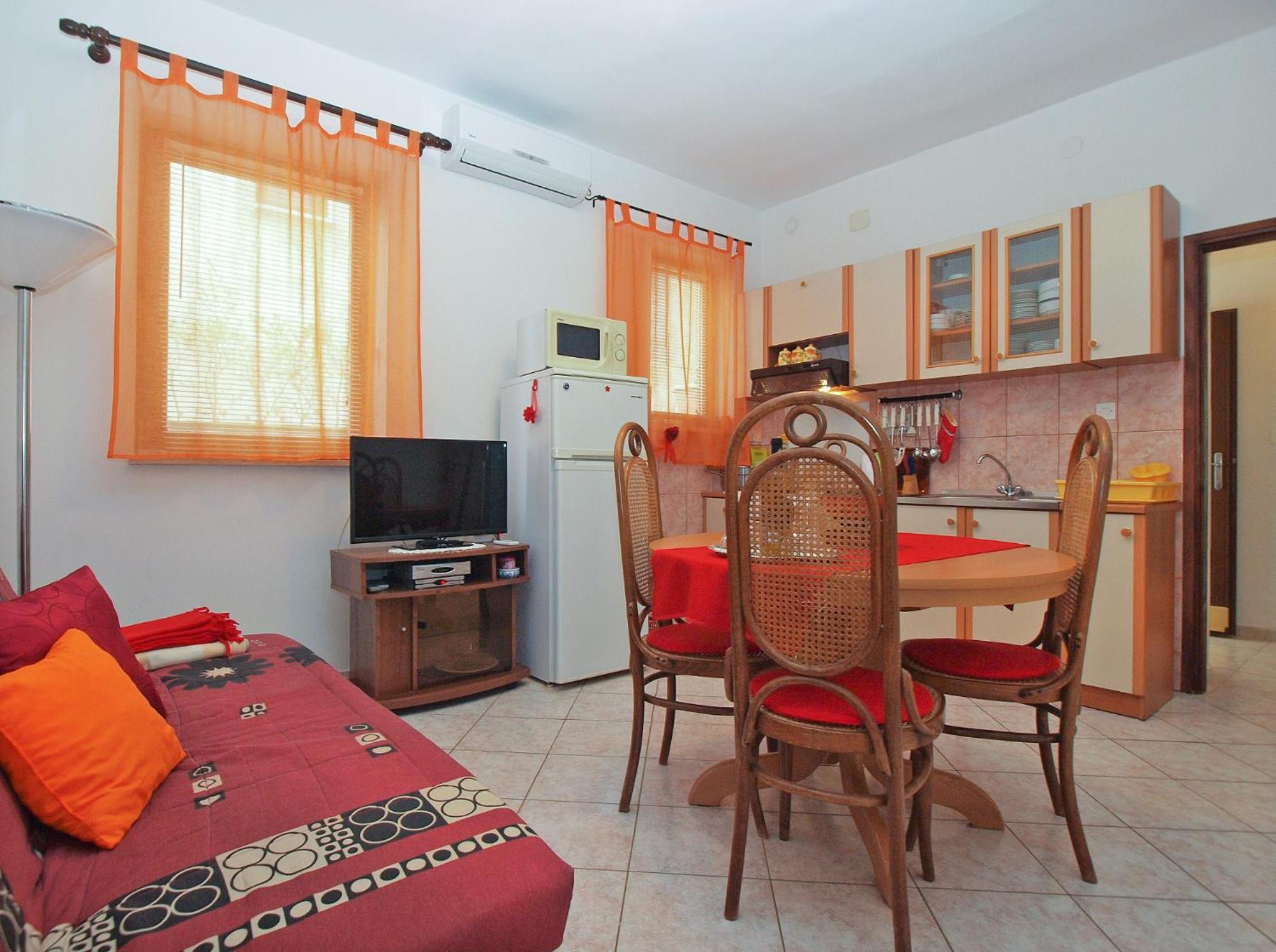 Apartment Vladimira 1569