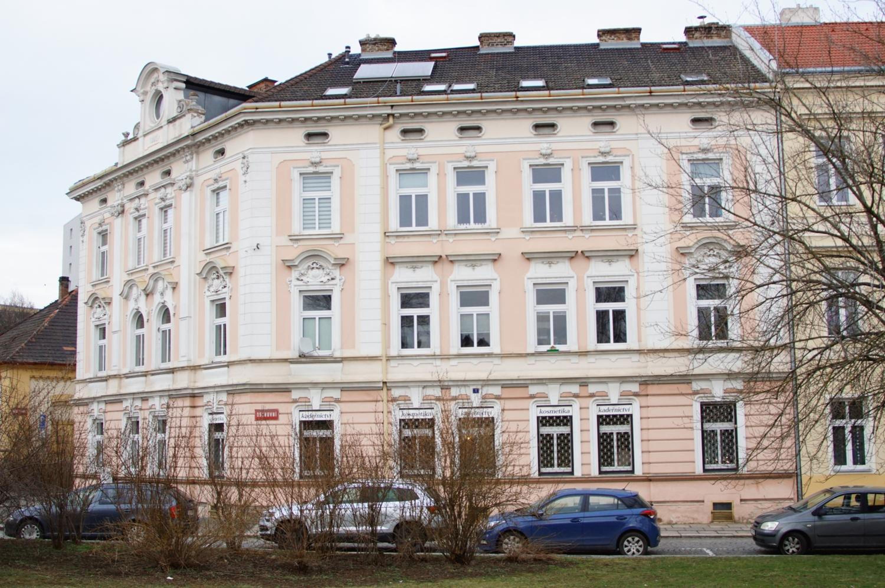 Photo 33