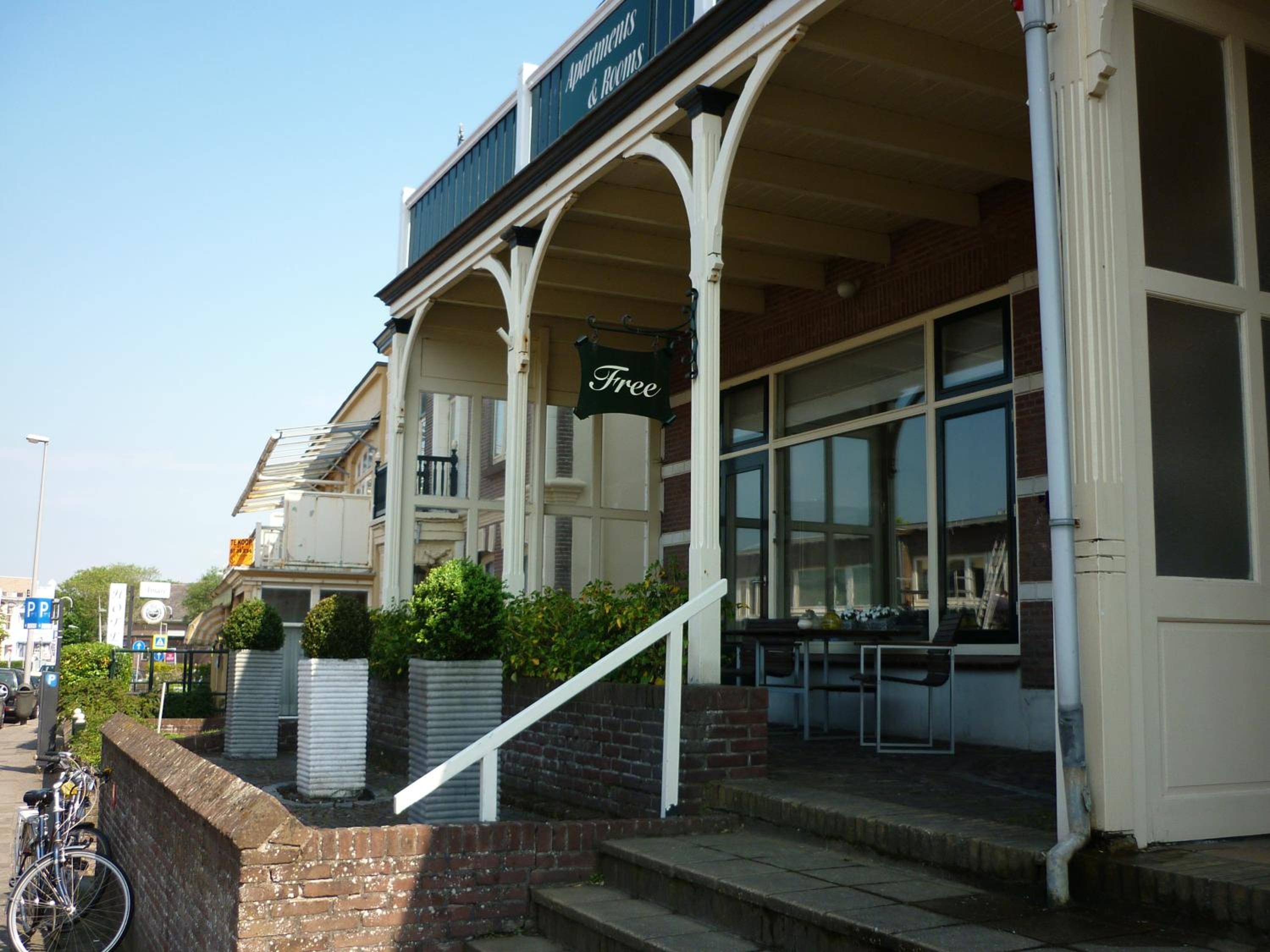 Amsterdam Beach House view 3