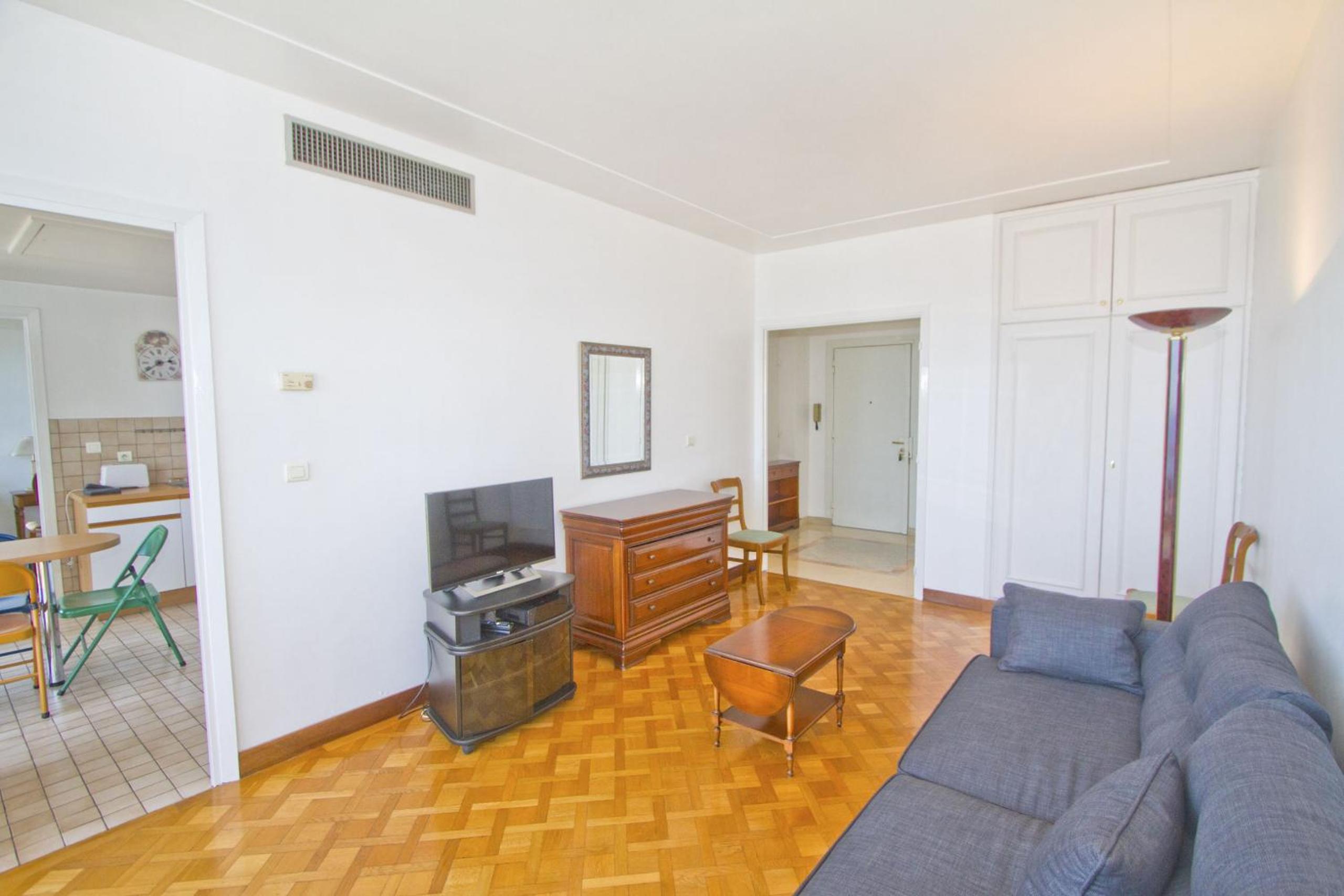 PROMENADE HOLIDAY - ORIENT & SEA photo 5