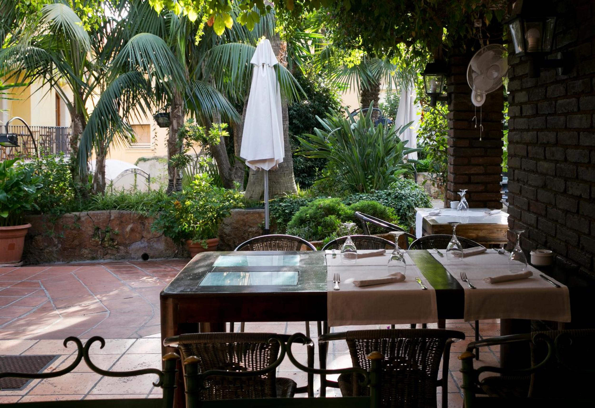 outdoor BBQ area