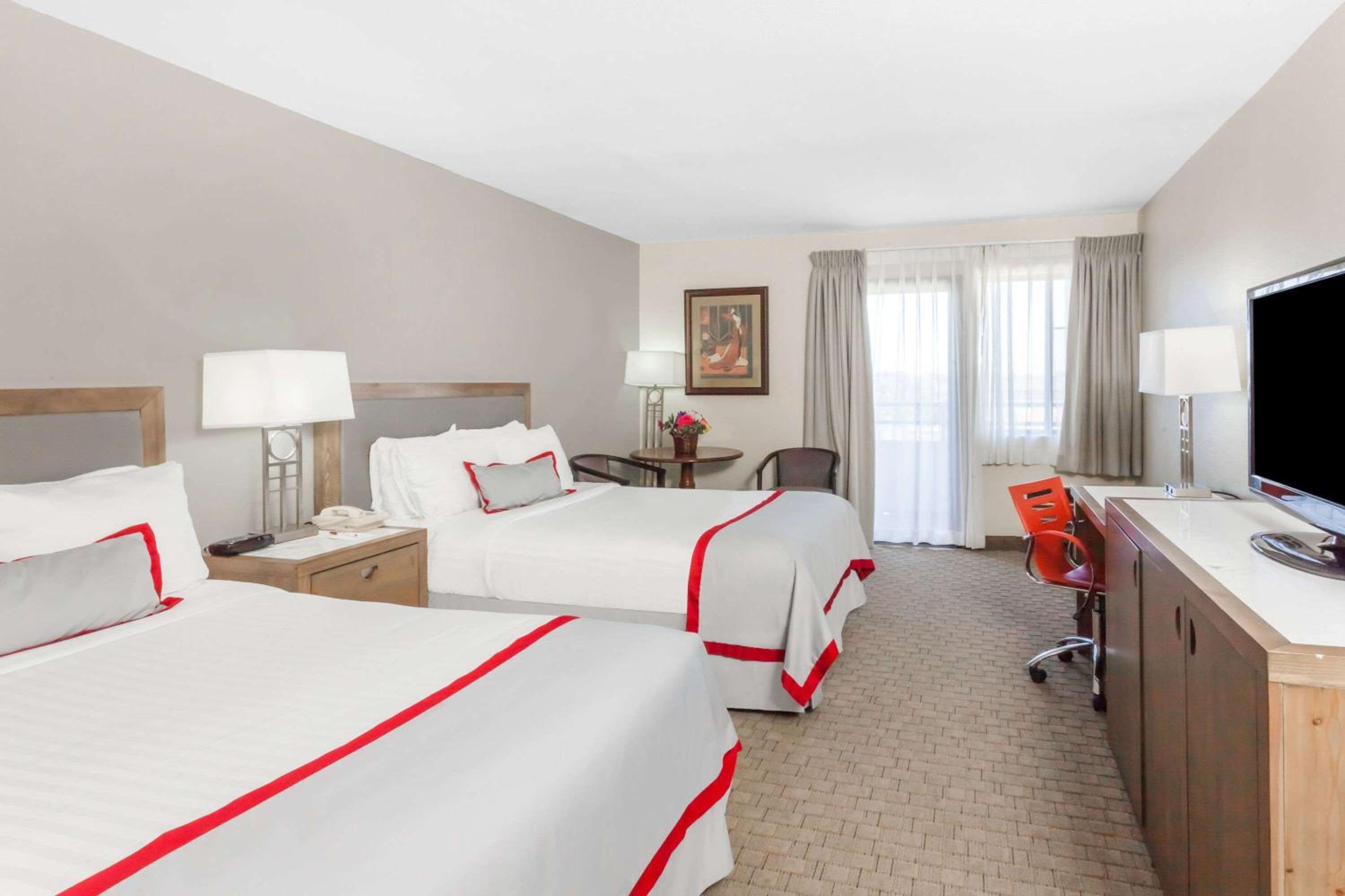 Ramada Plaza by Wyndham Garden Grove/Anaheim South, Foto 12