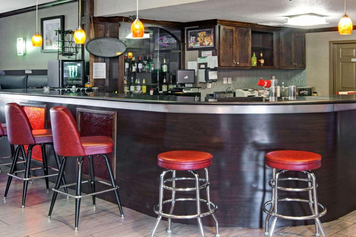 hotel reception