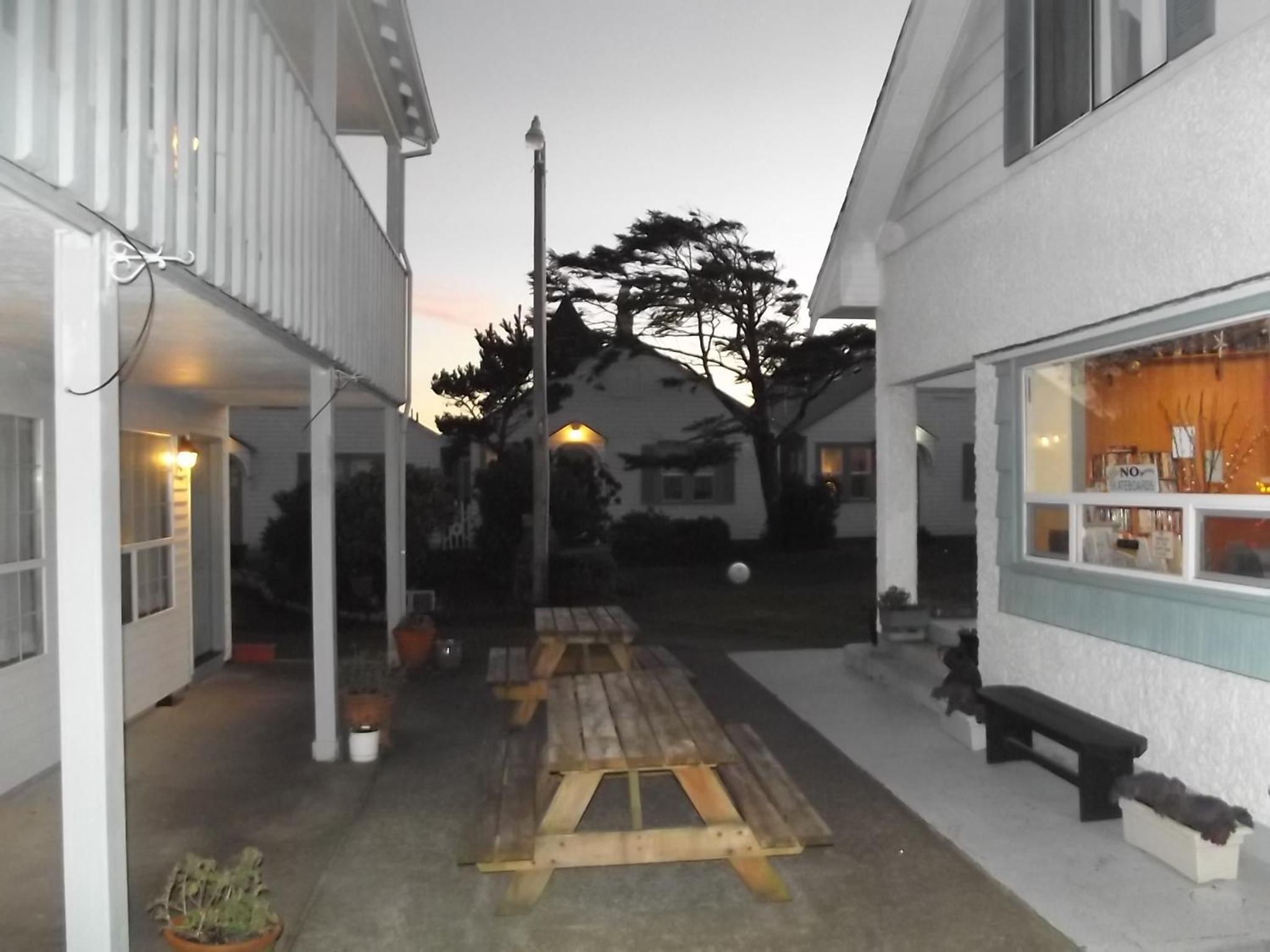 Hillcrest Inn