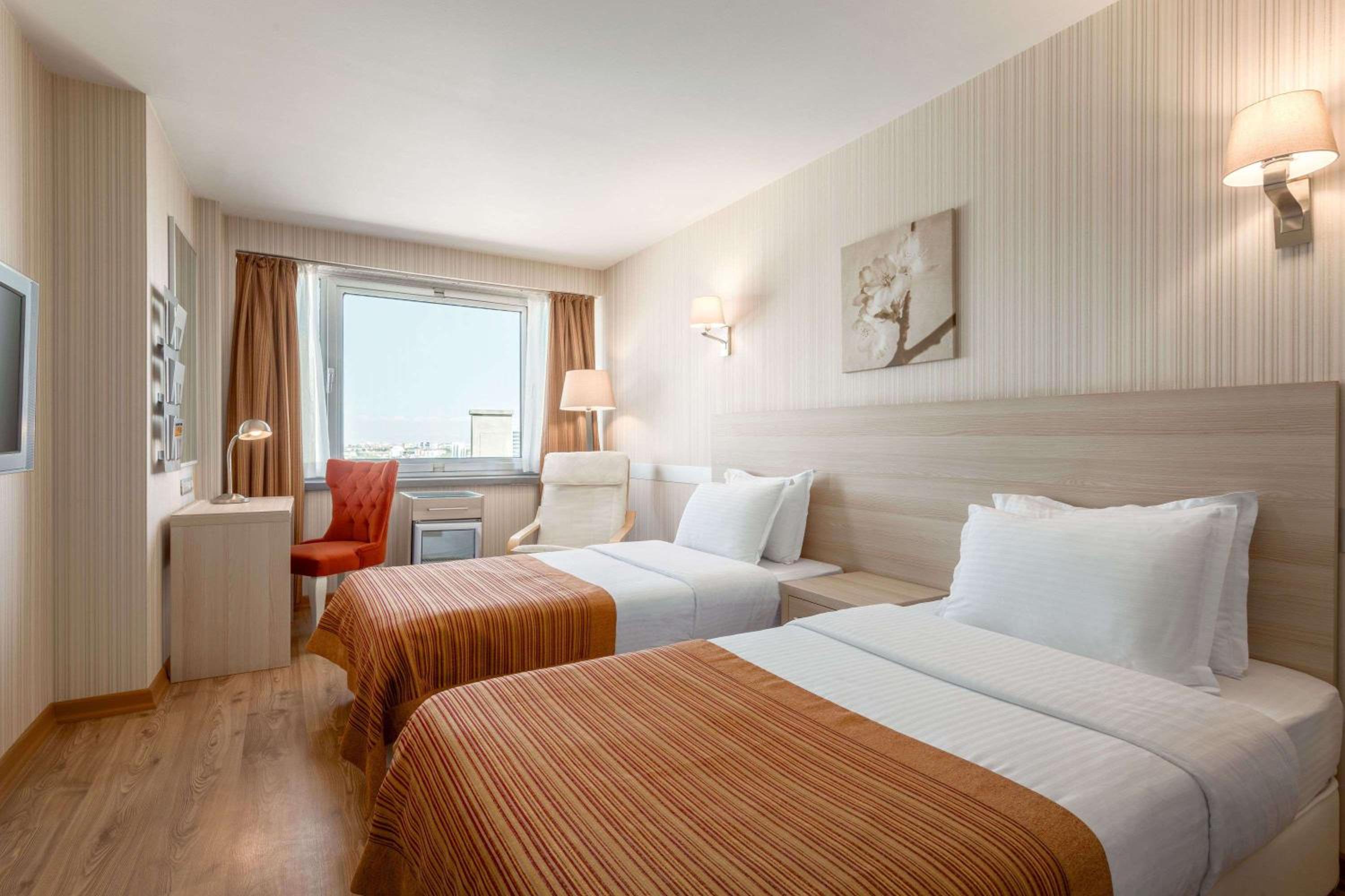 Ramada by Wyndham Ankara - Image 23