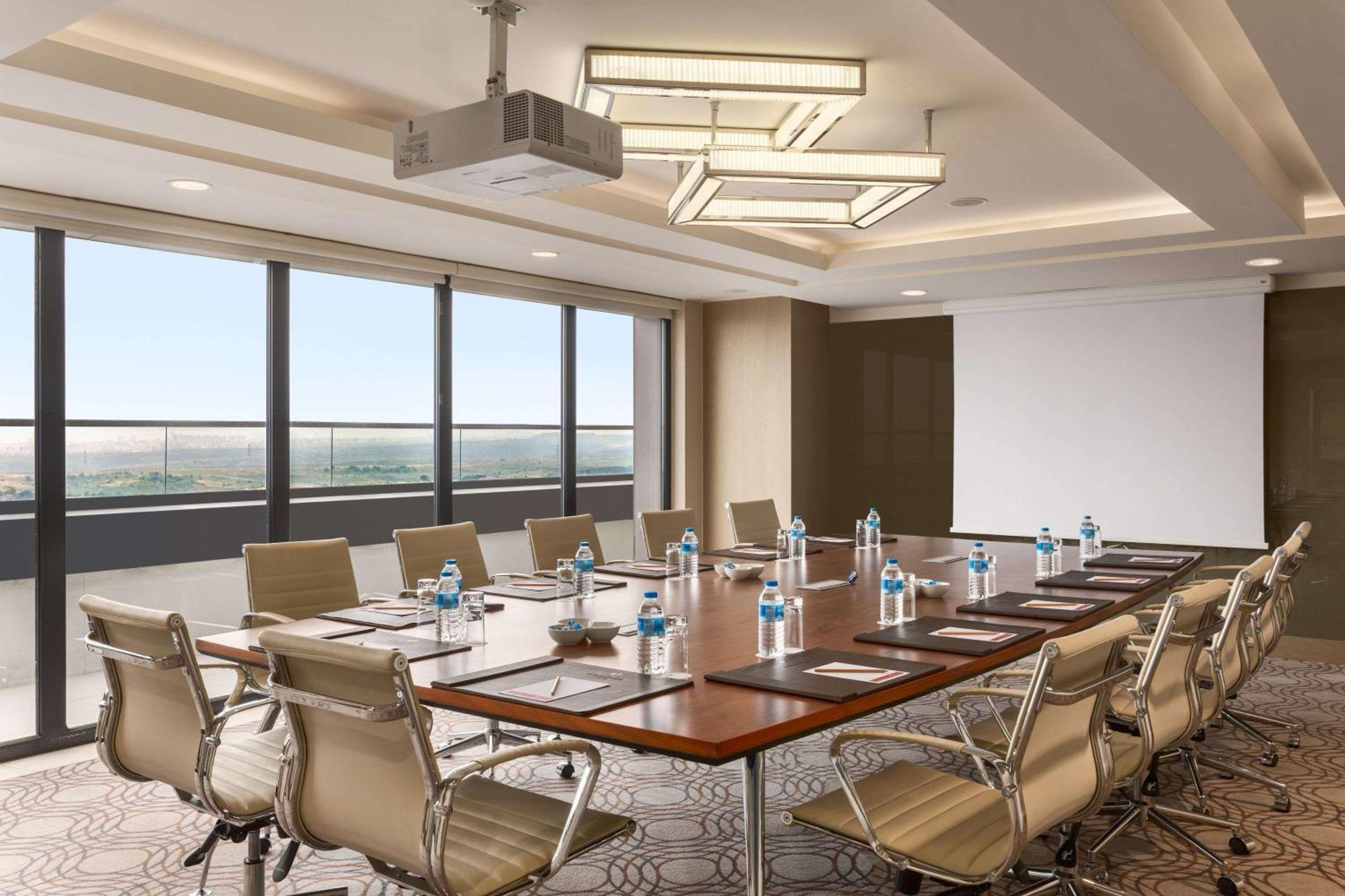 Ramada Plaza By Wyndham İstanbul Tekstilkent - Image 9