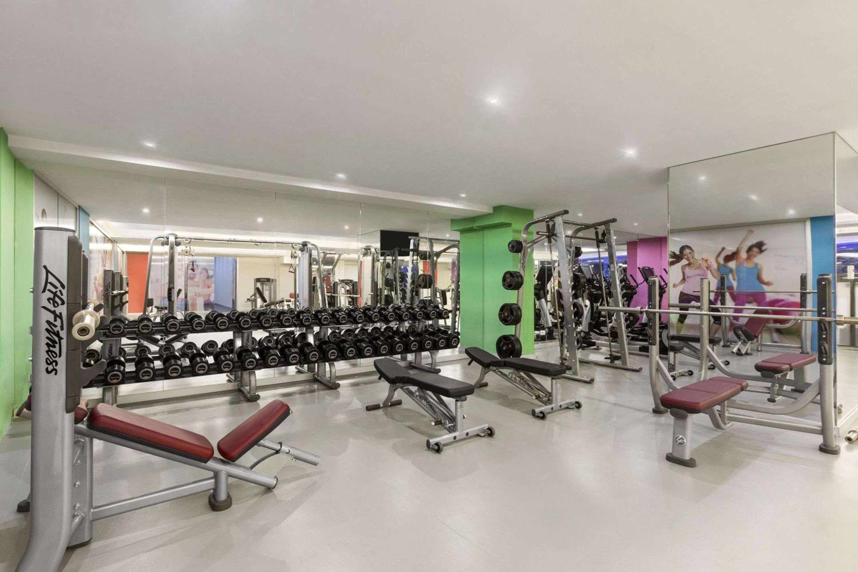 Ramada Otel & Suites by Wyndham İstanbul Merter - Image 7