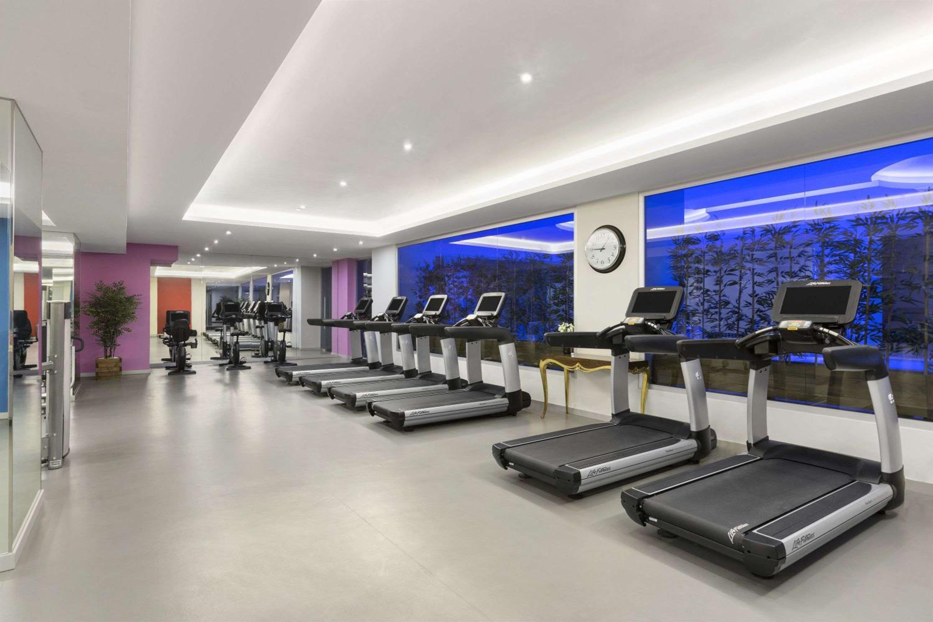 Ramada Otel & Suites by Wyndham İstanbul Merter - Image 8
