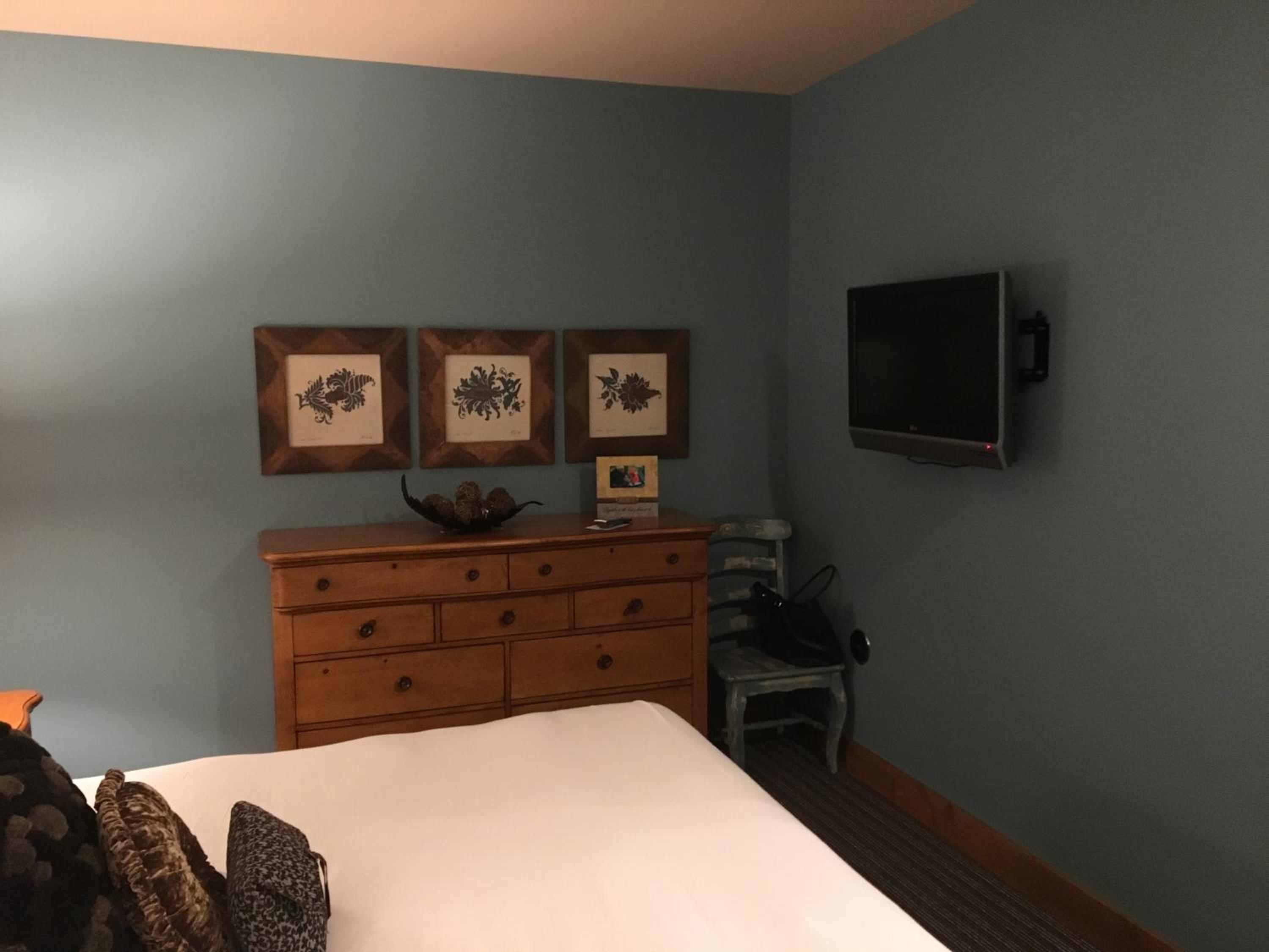 Boyne Mountain Creekside Condo