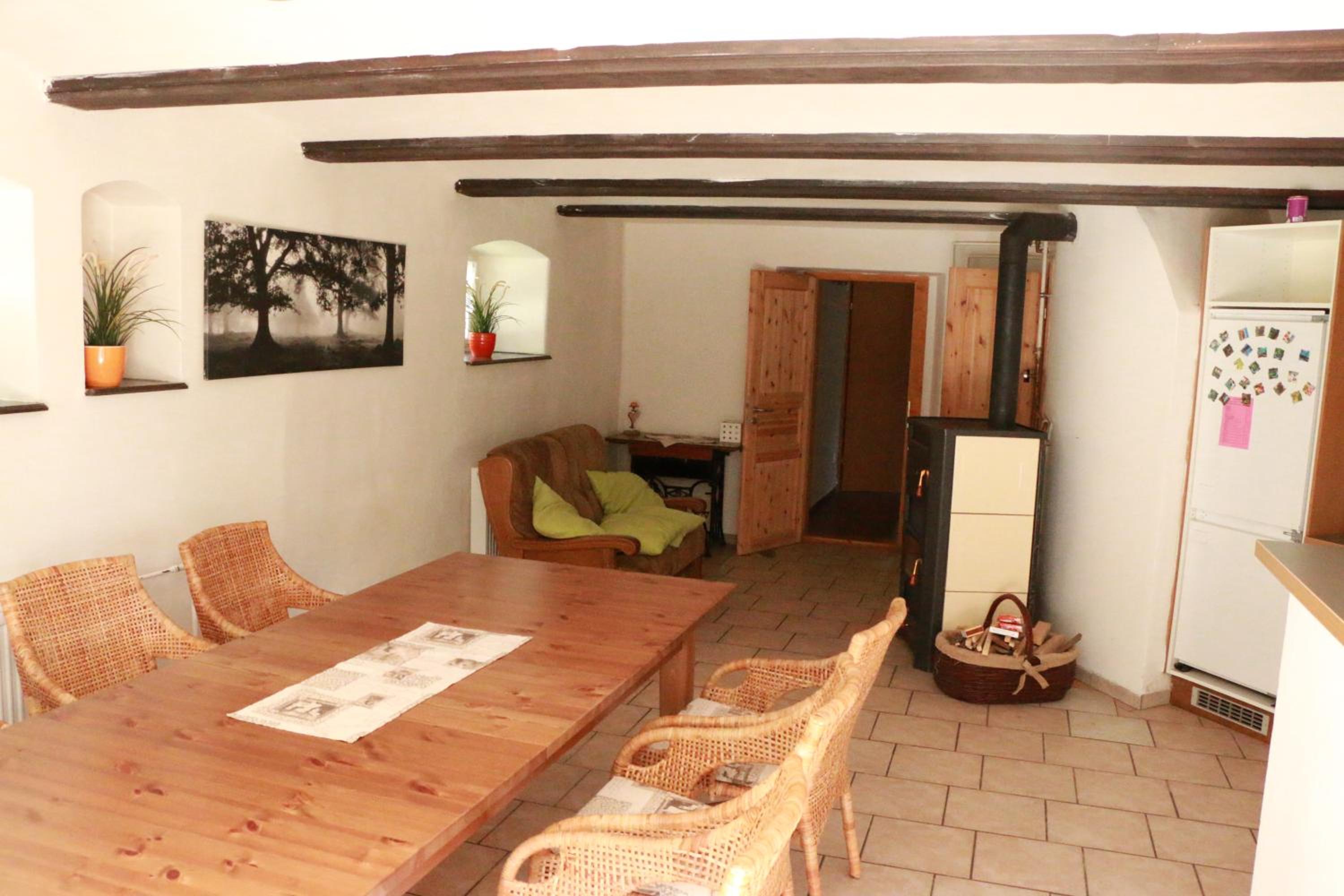 Roubenka nad řekou