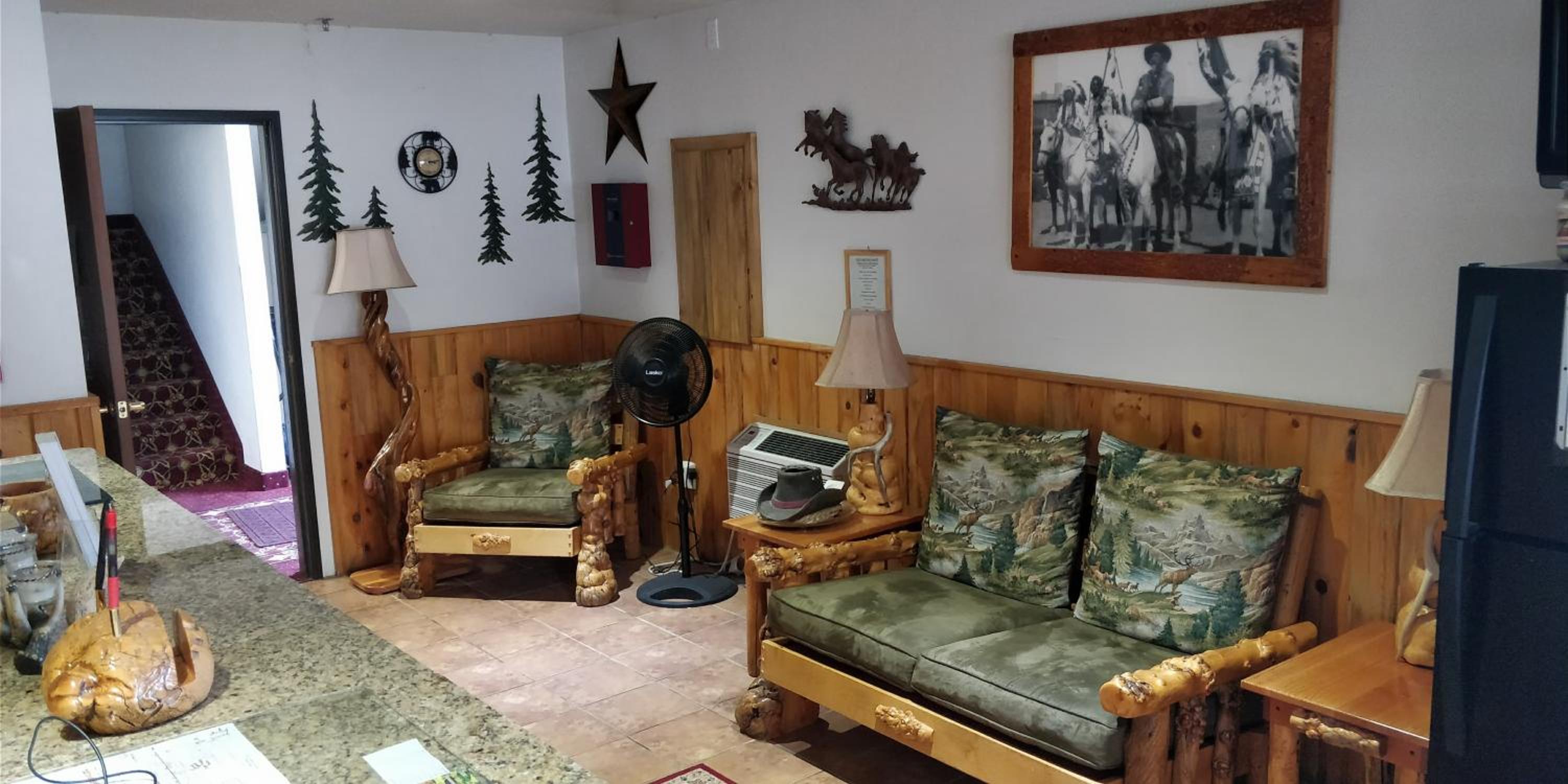 Buffalo Bill's Antlers Inn