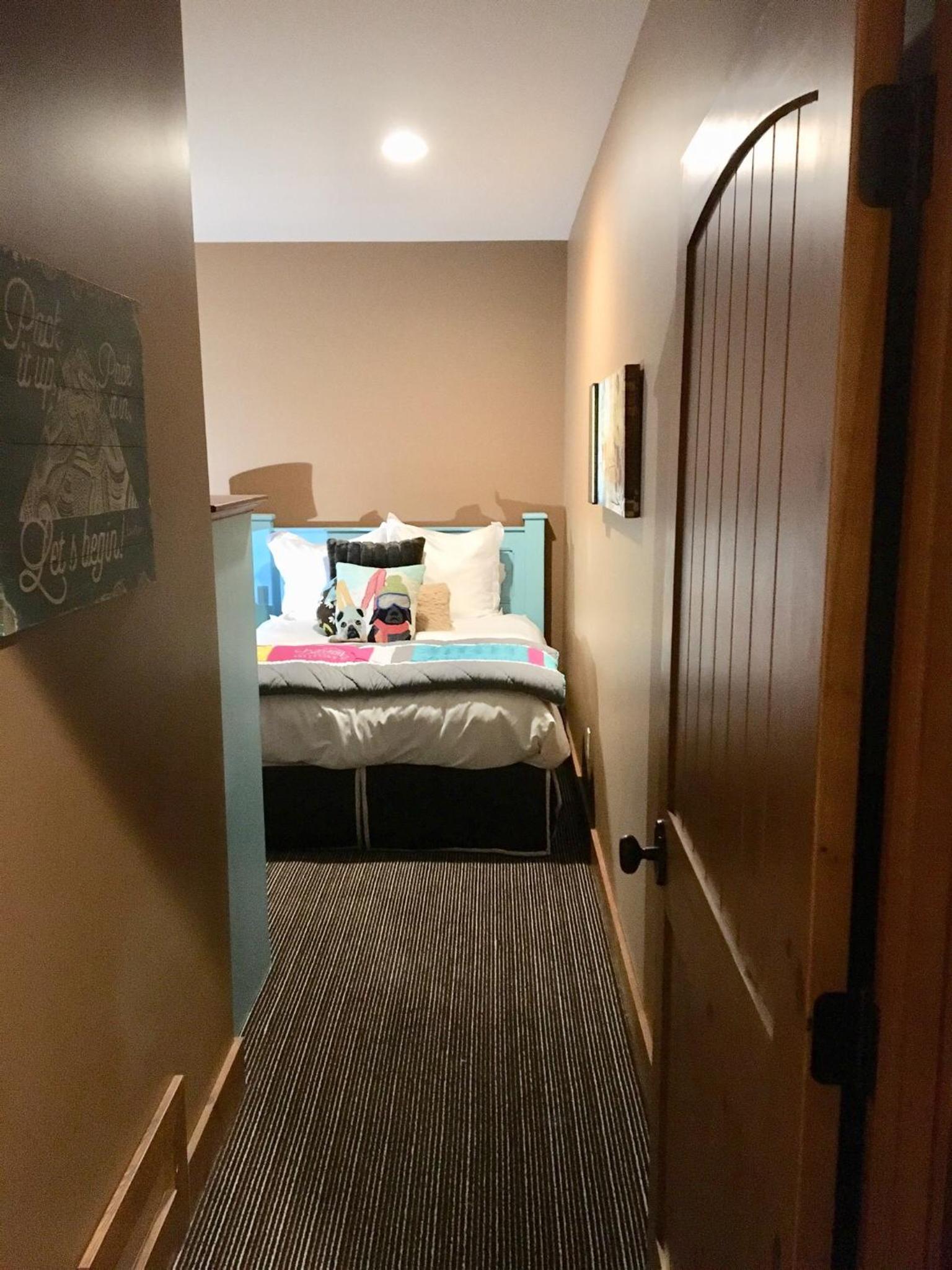 Boyne Mountain Creekside Condo