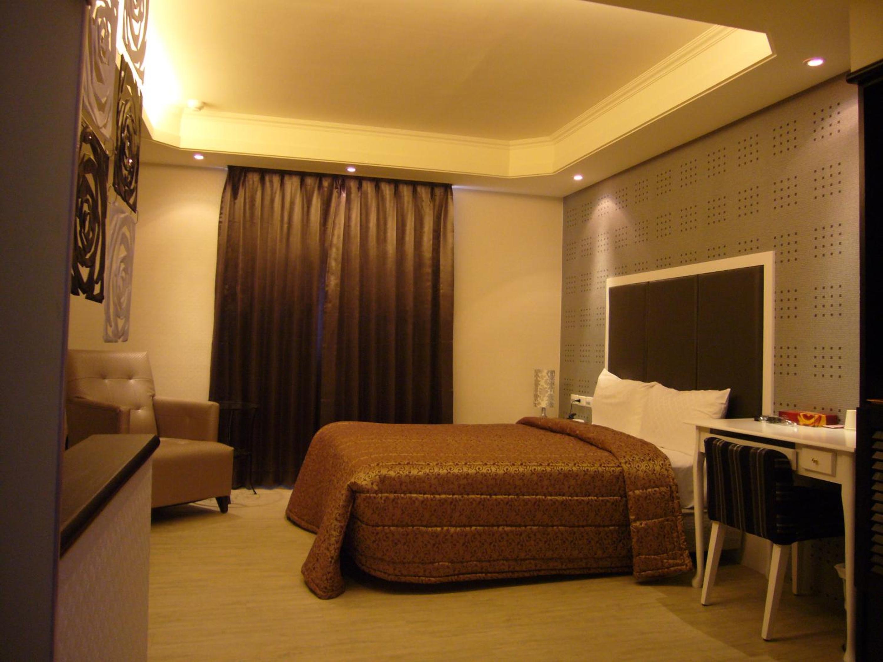 Photo 13