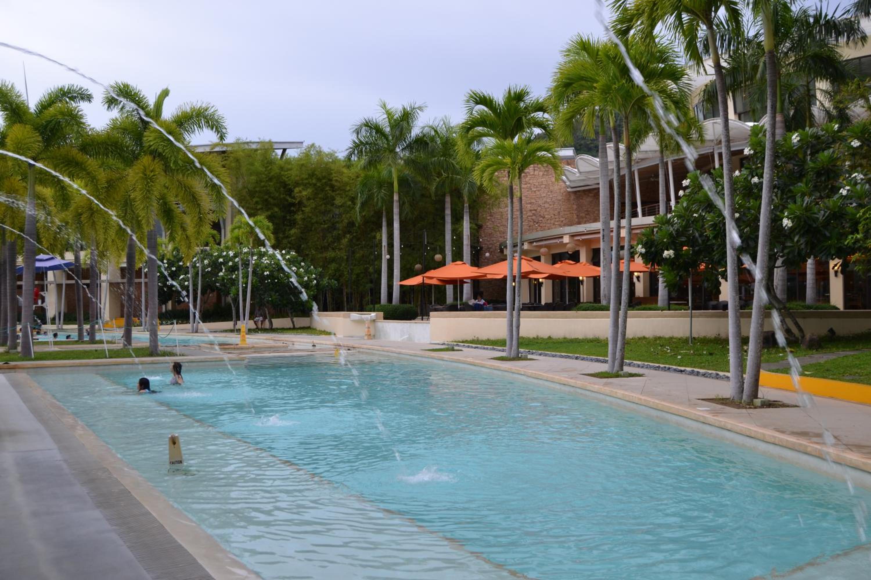 Apartment in Pico De Loro view 5