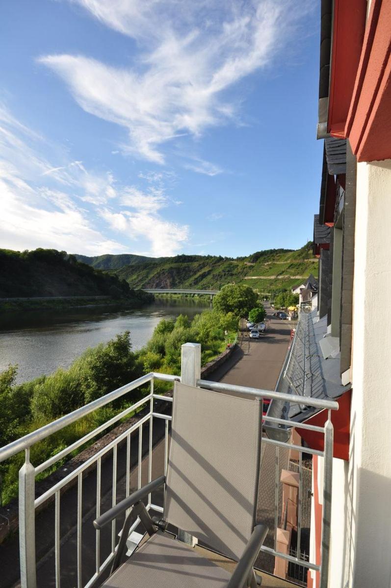 Apartments / Ferienwohnungen Moseluferstrasse