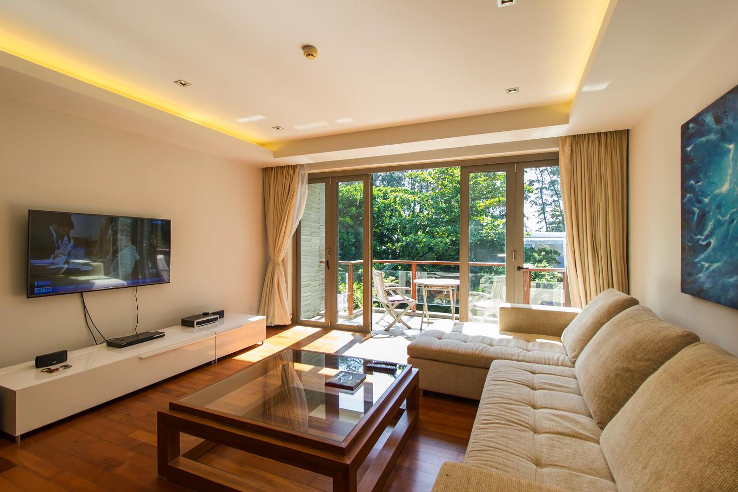 Nai Thon Beachfront Apartments