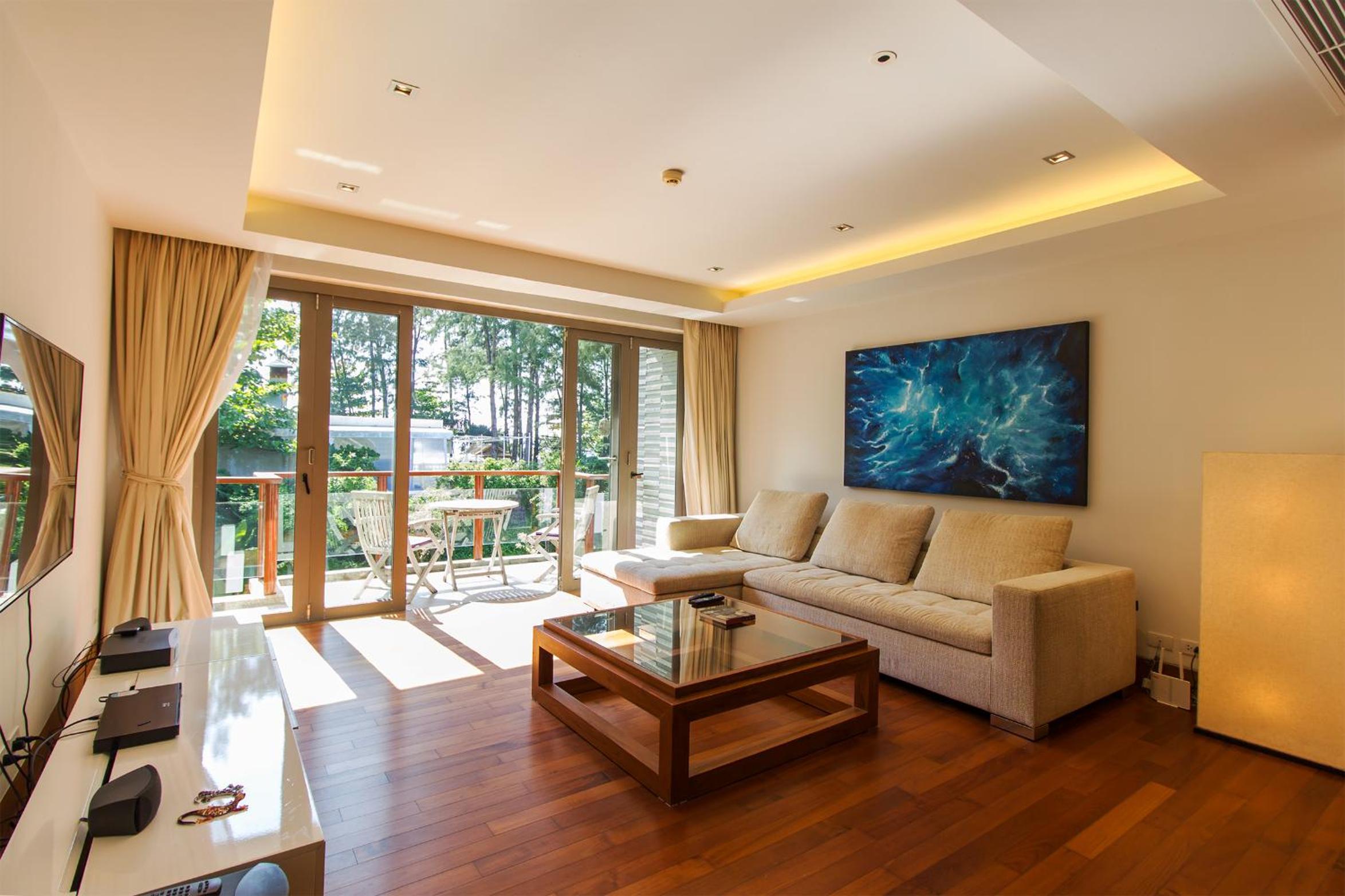 Nai Thon Beachfront Apartments
