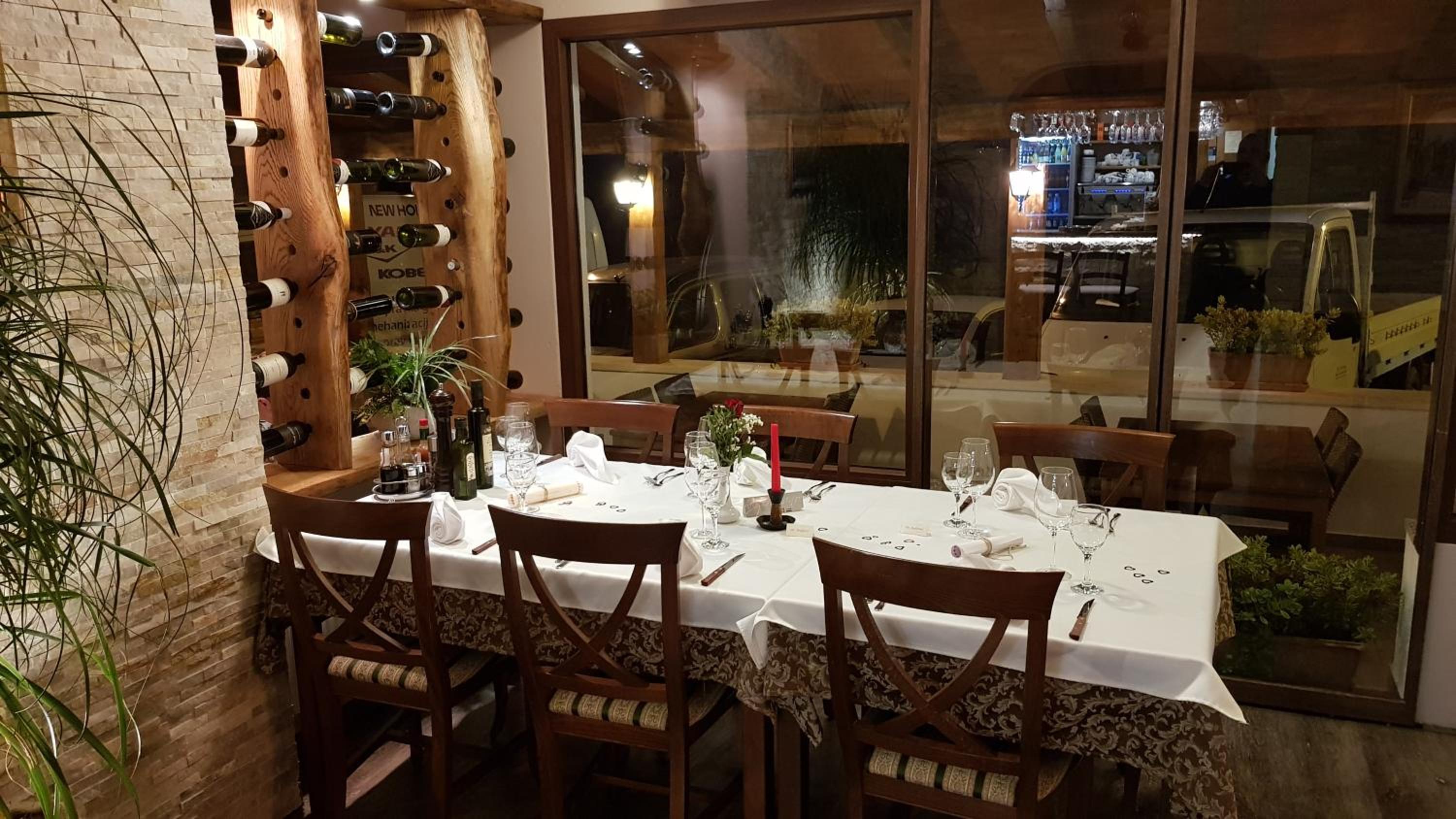 dining