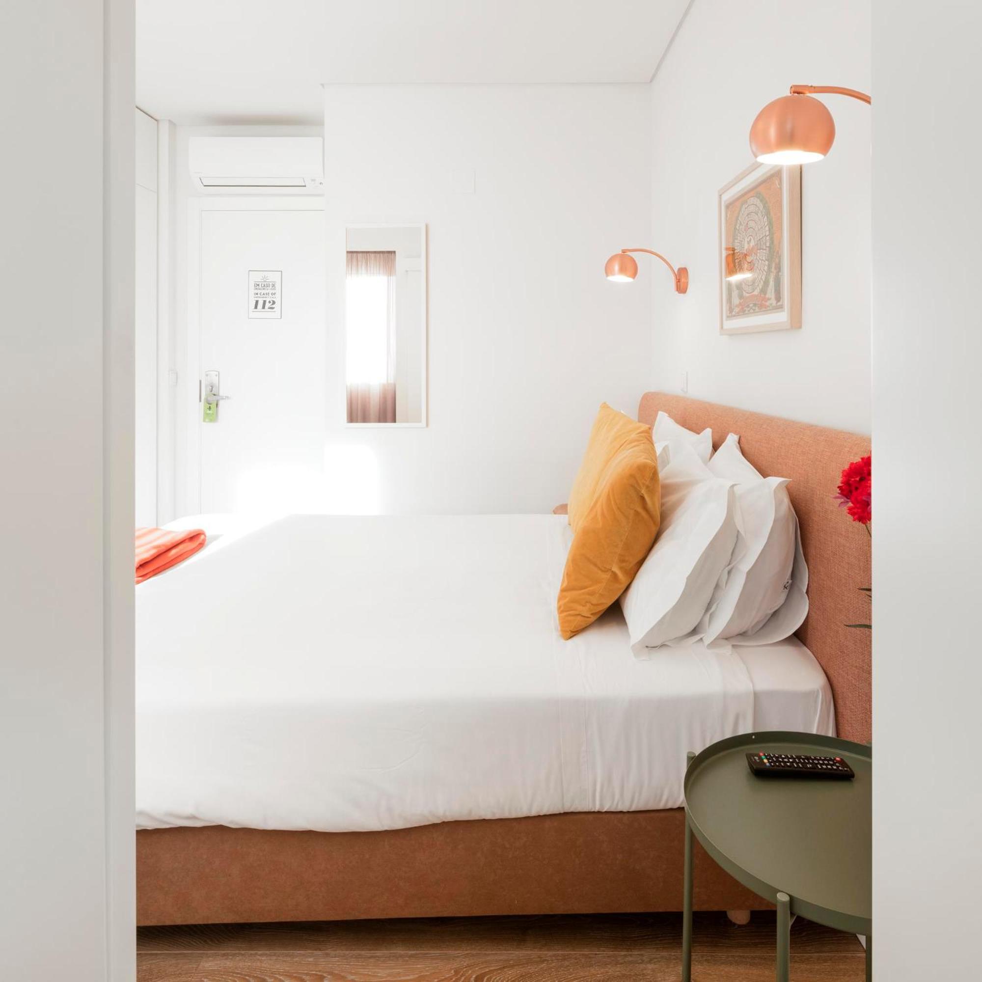 LSA Chiado Emenda by Numa