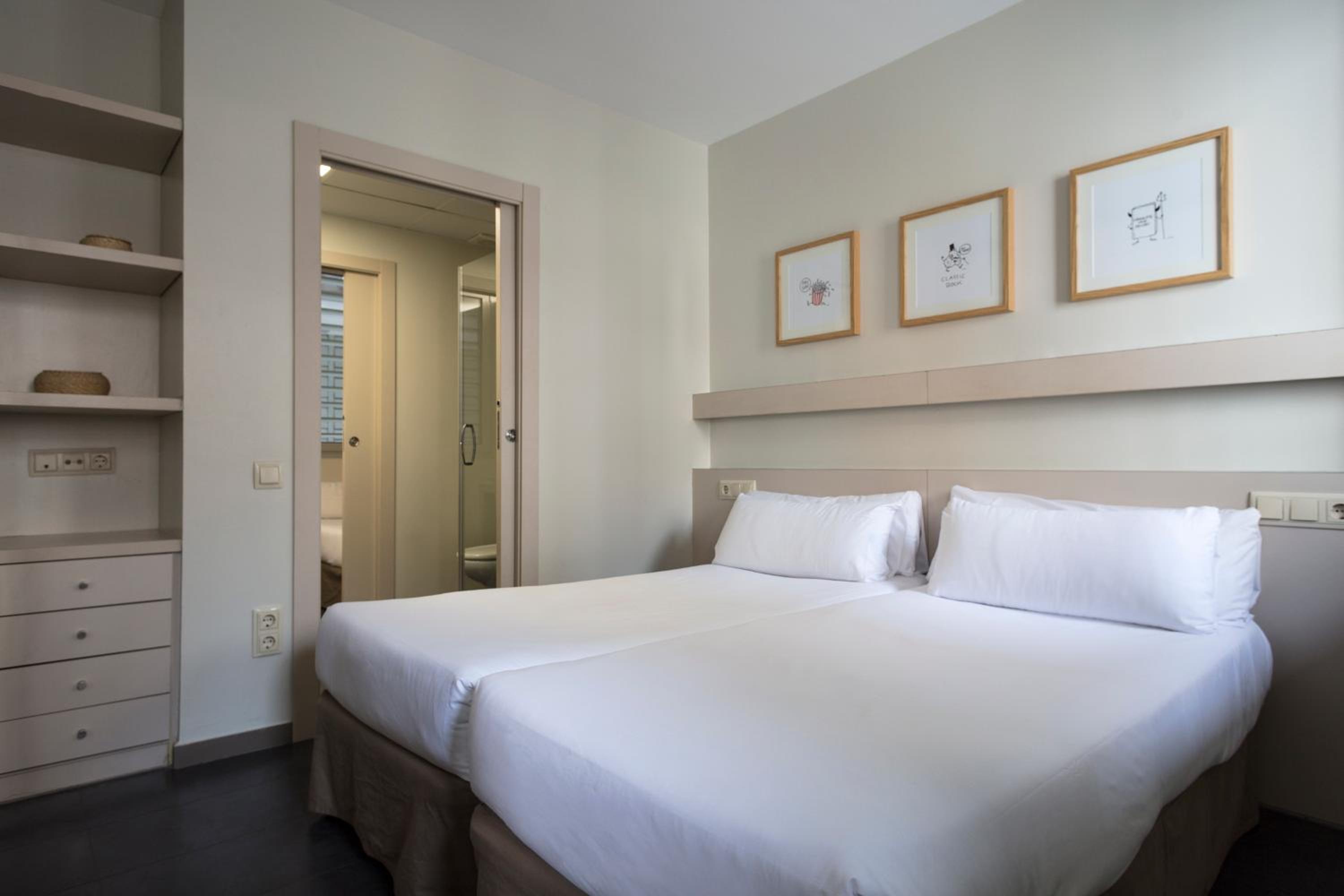 Aparthotel Bcn Montjuic photo 3