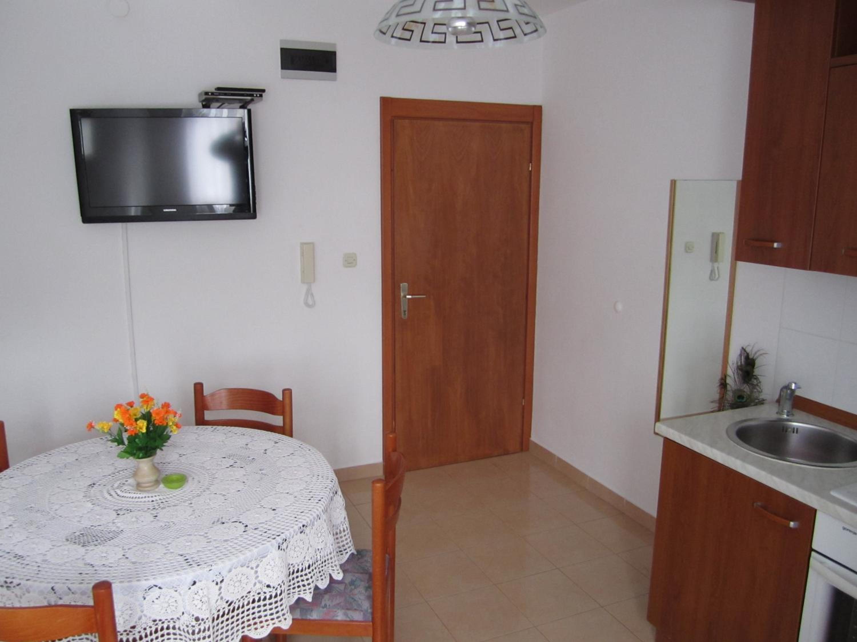 Apartments Nives