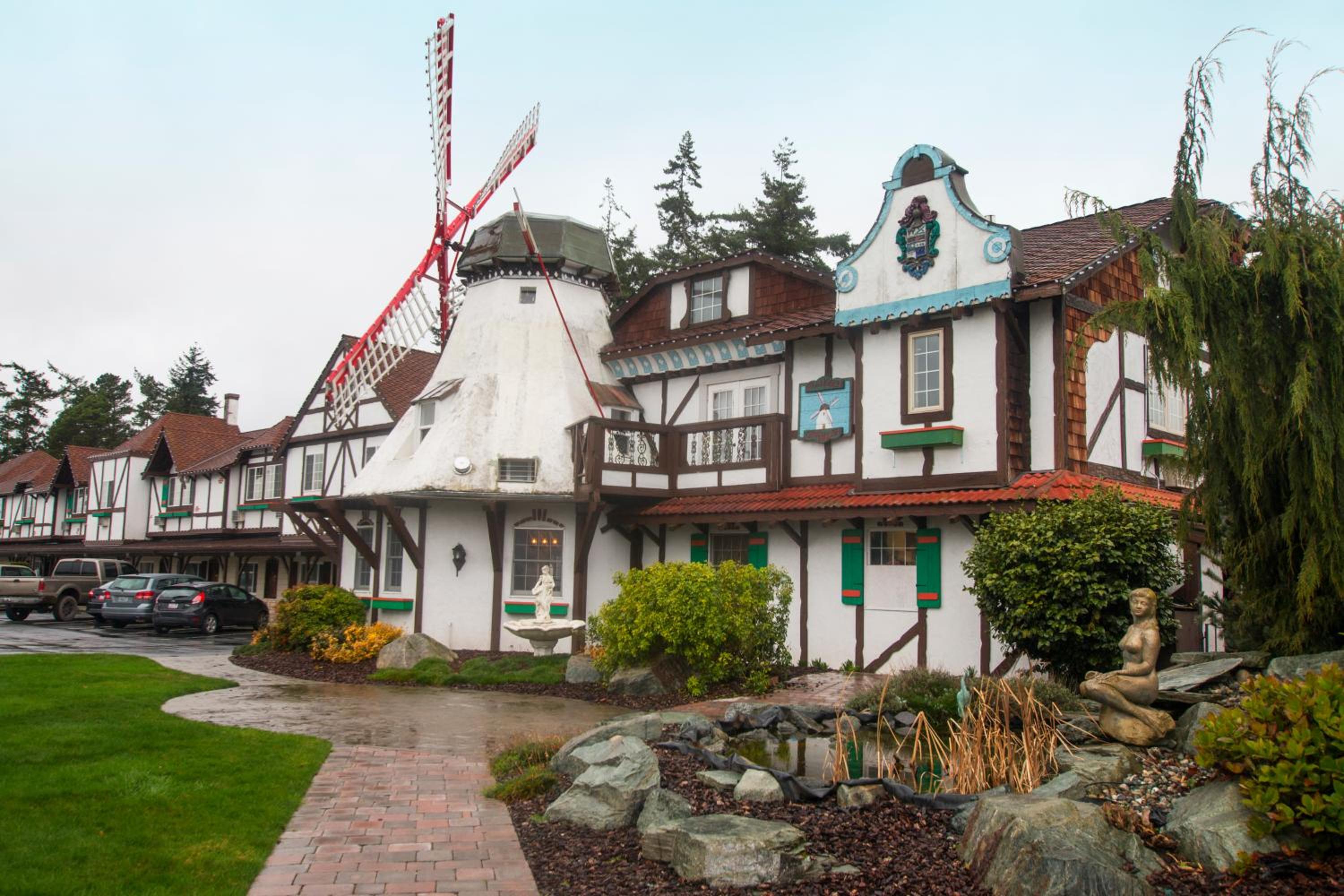 Auld Holland Inn