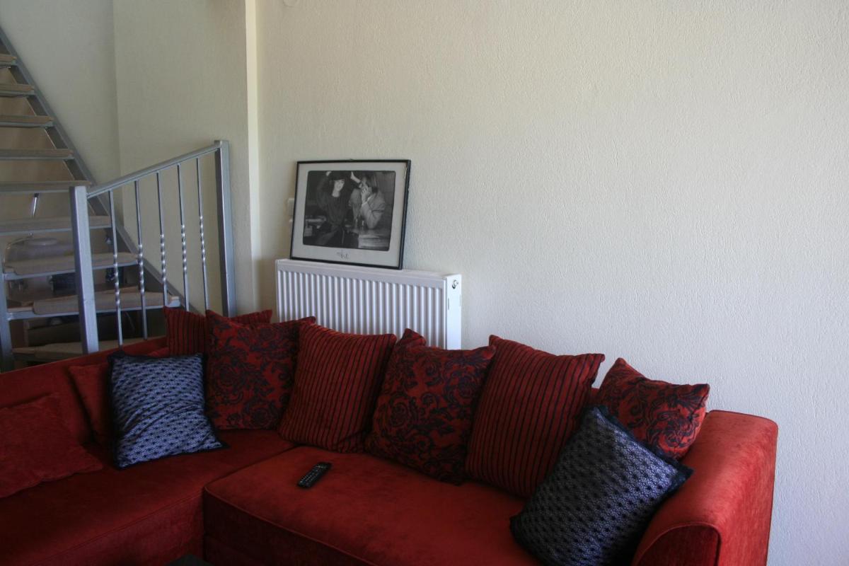 Photo 28