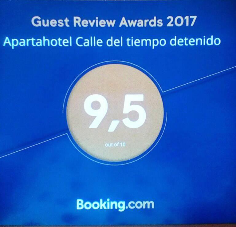 Apartahotel Calle del tiempo detenido view 2
