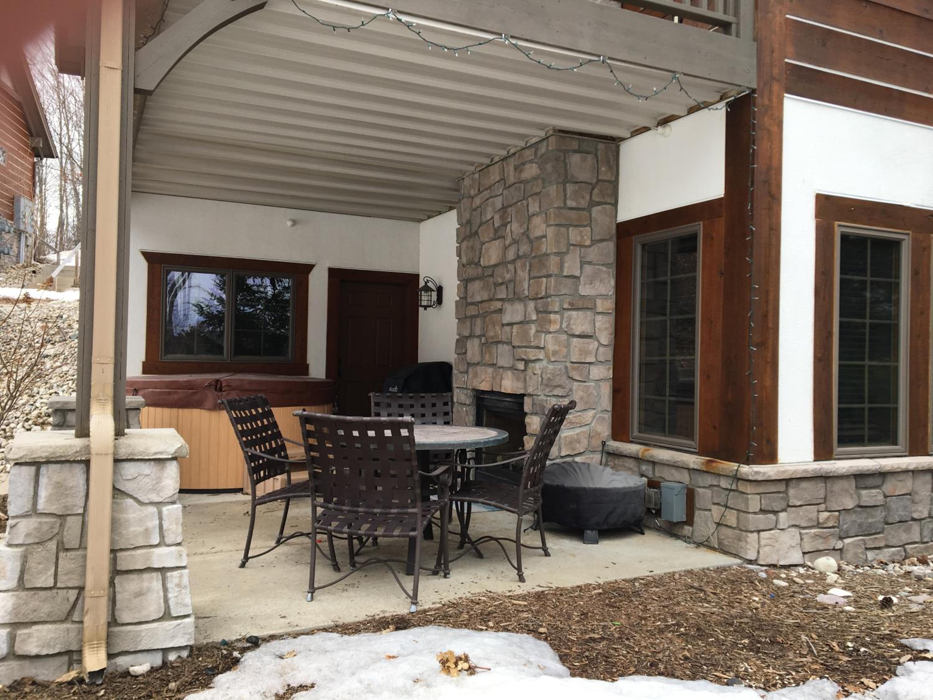 Boyne Mountain Creekside Condo