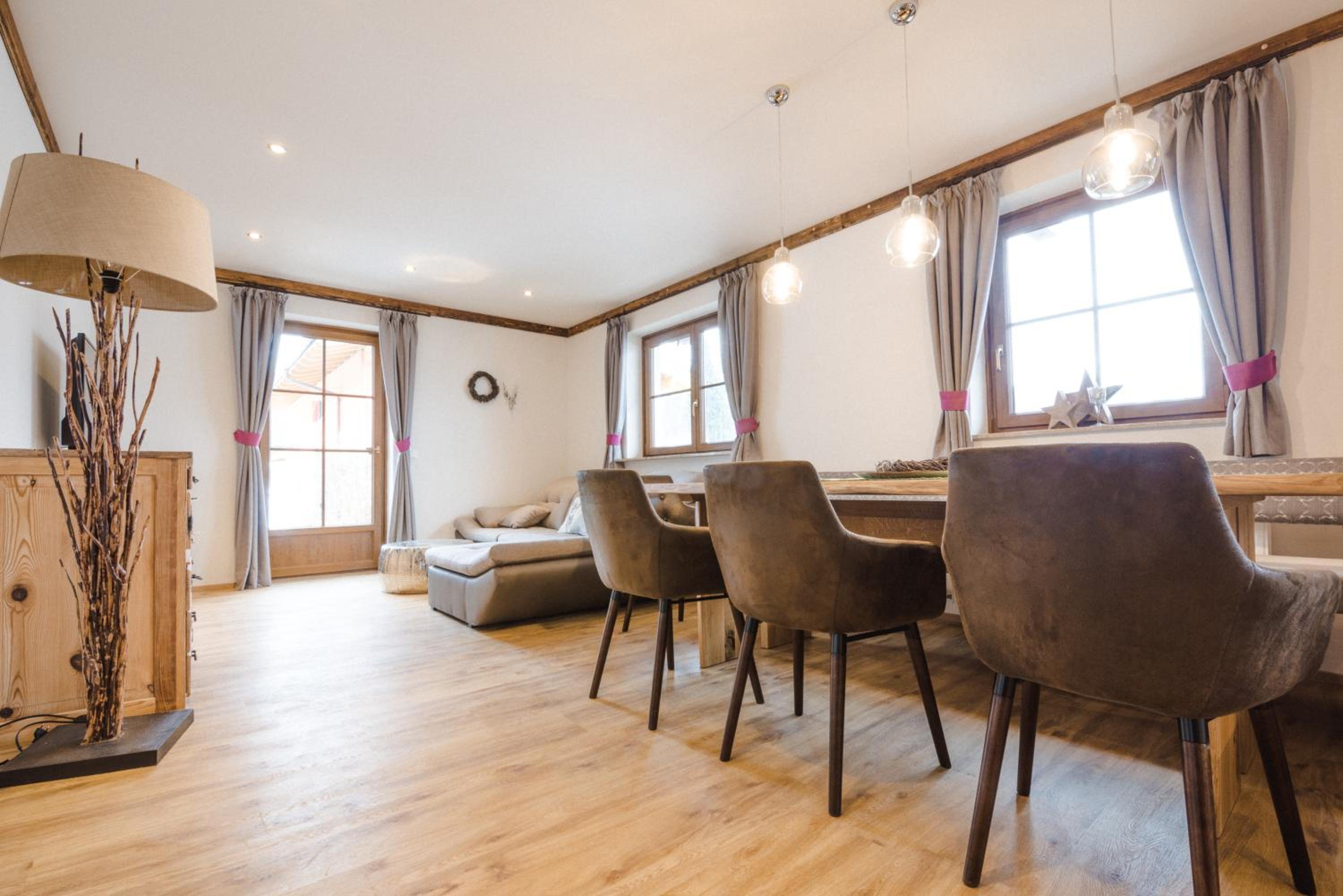 Chalet im Dorf