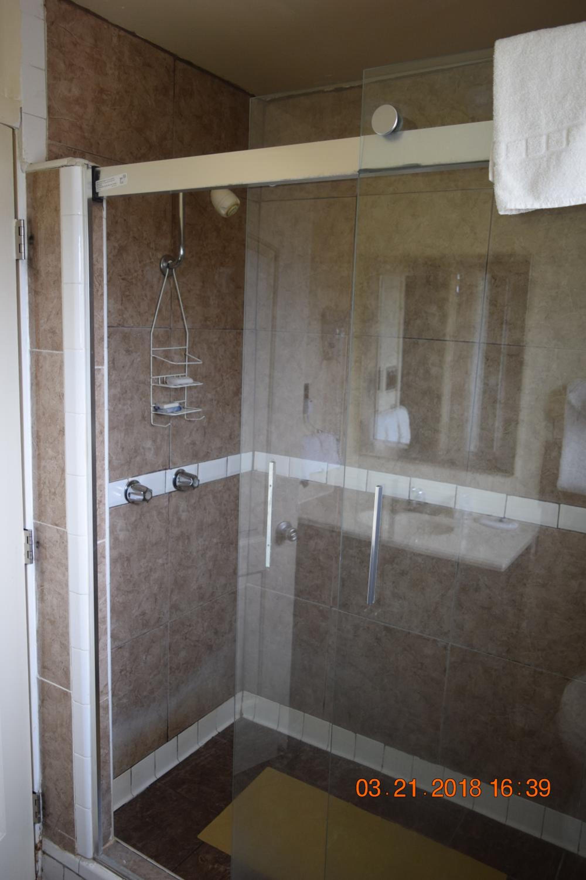 Stanlunds Inn and Suites - Property Image 60