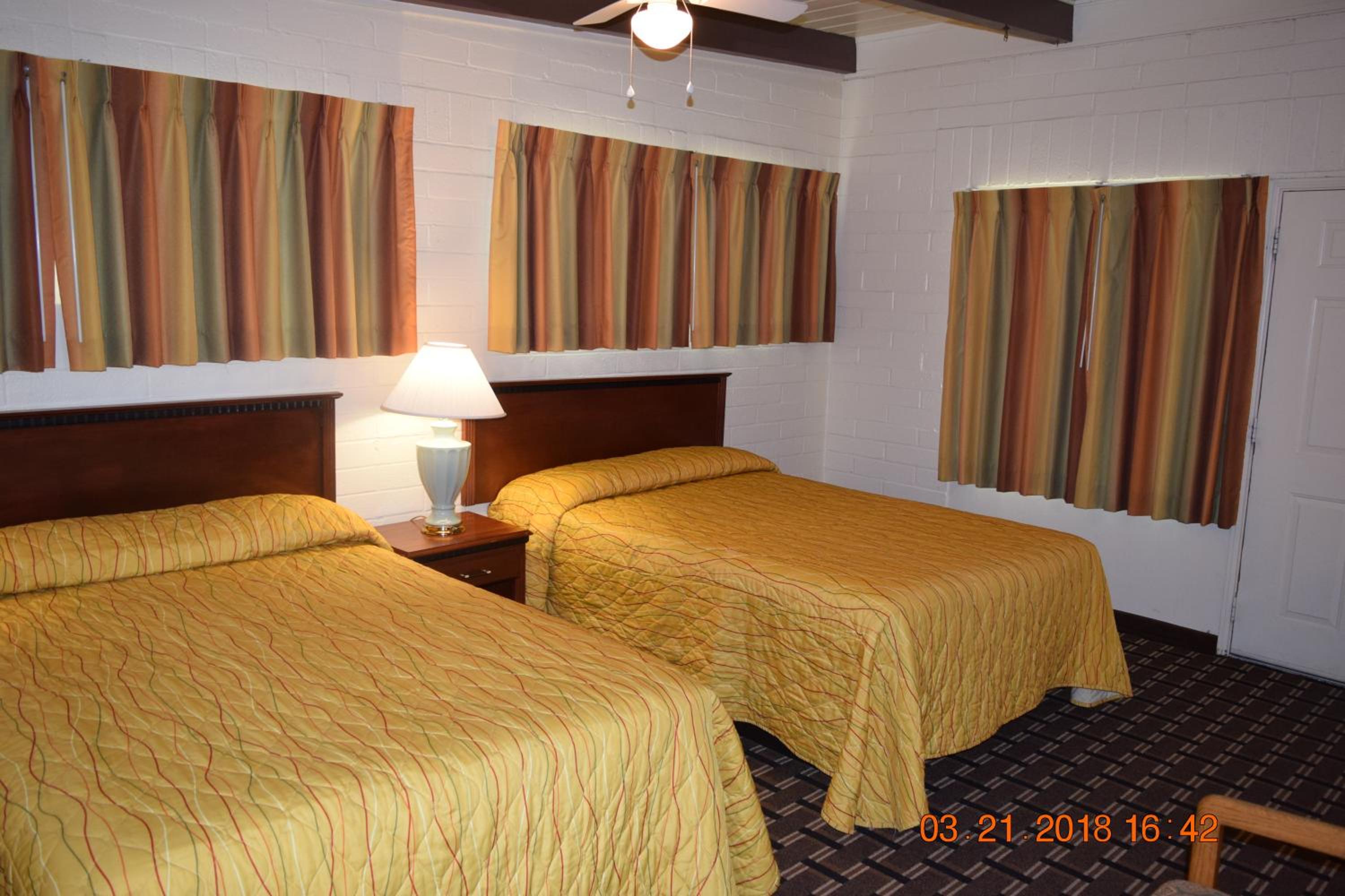 Stanlunds Inn and Suites - Property Image 54