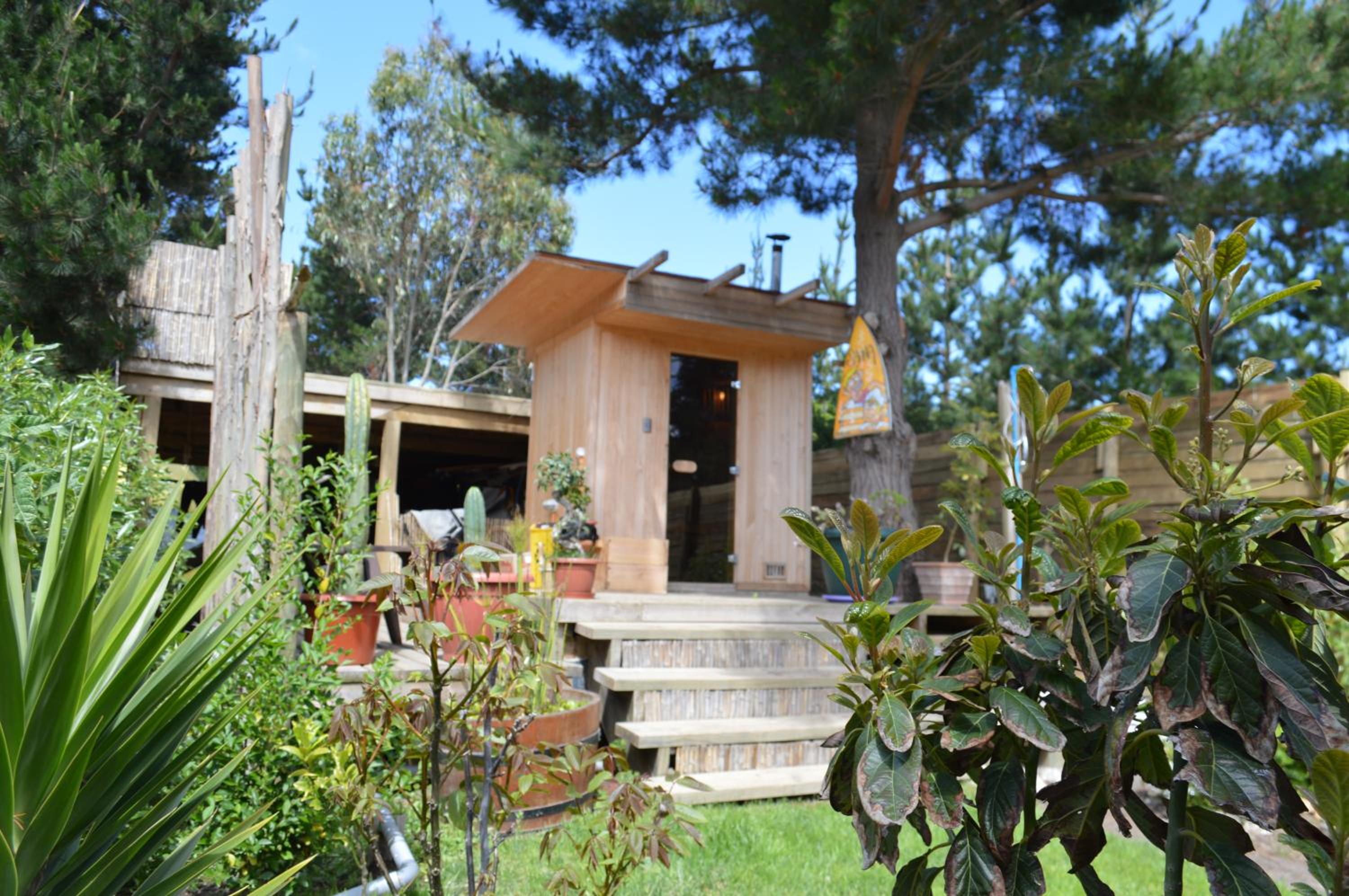 Sirena Insolente Hostel & Suites