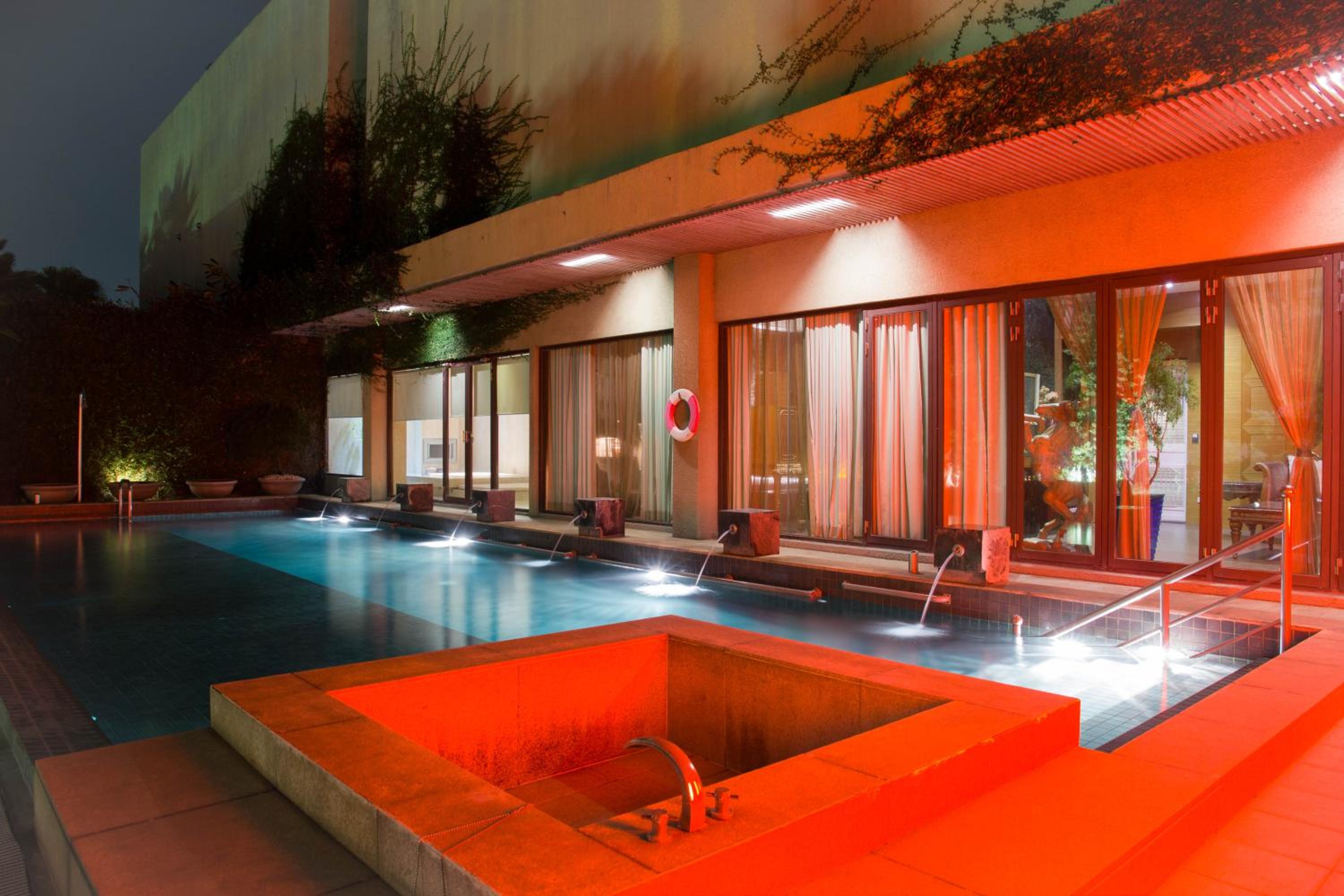 Lu Kang Villa Spa view 5