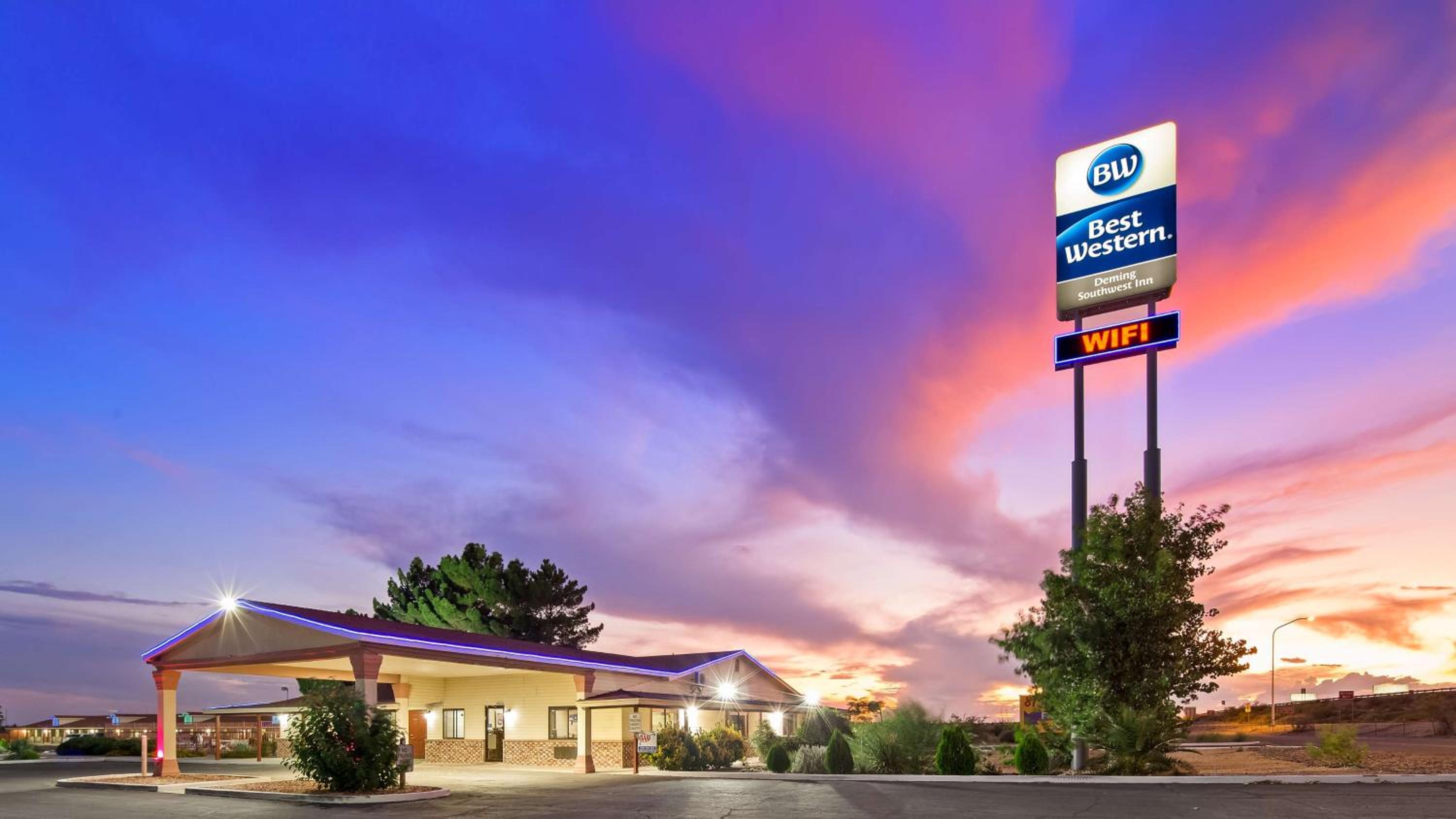 Deming Vacations - Best Western Deming Southwest Inn - Property Image 1