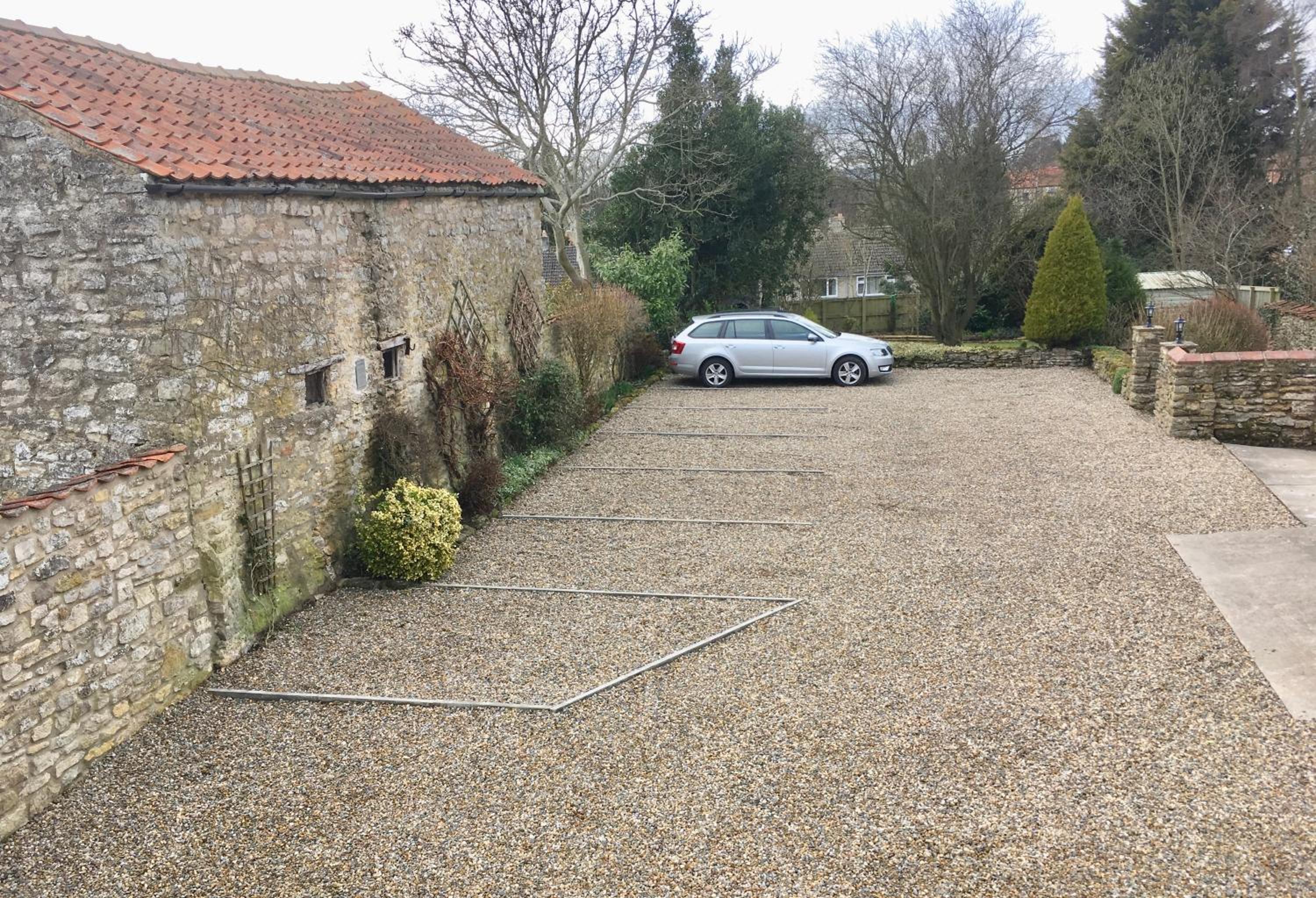 Plumpton Court