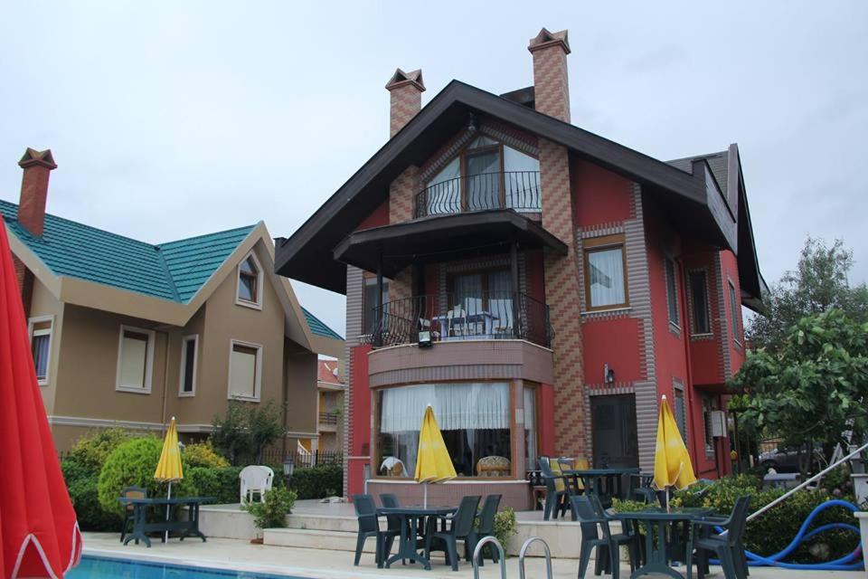 Dikcati Pension