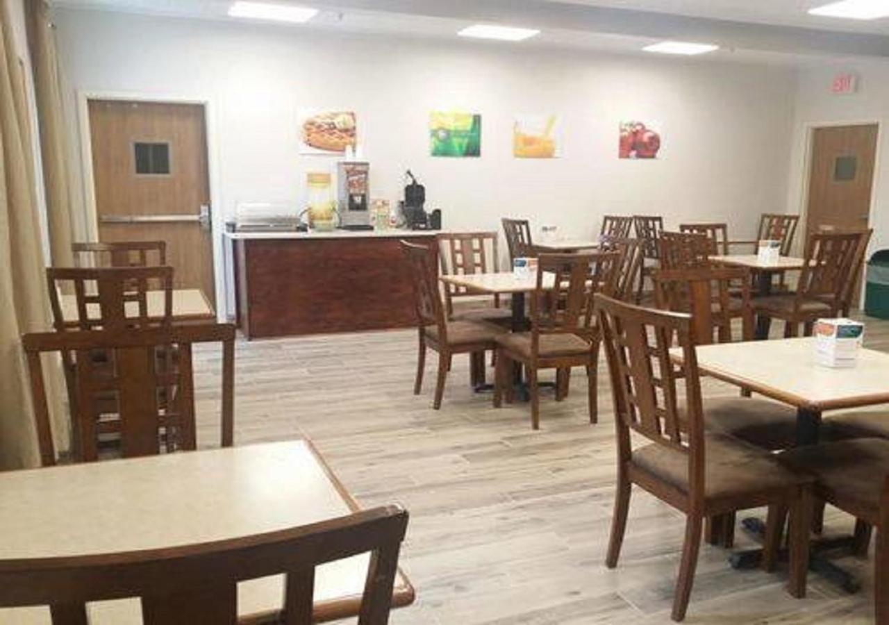 Quality Inn Suites Schoharie near Howe Caverns - Property Image 43