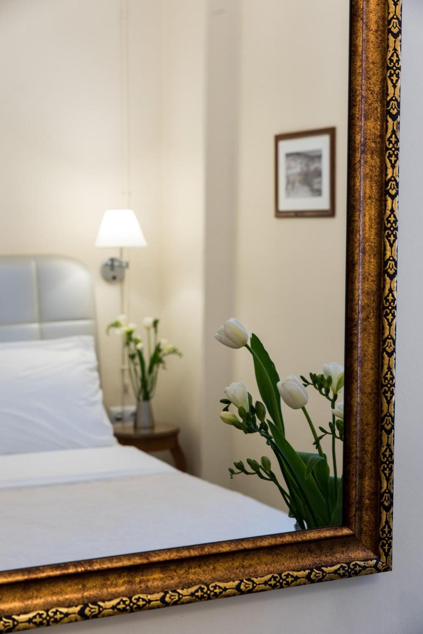 Old Town Inn