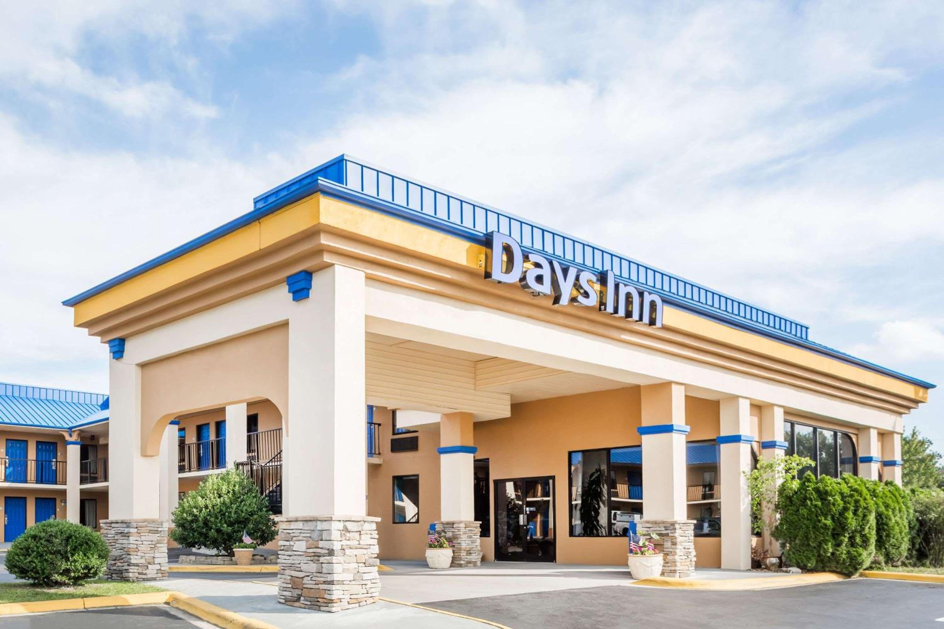 Hotel Days Inn by Wyndham Hendersonville