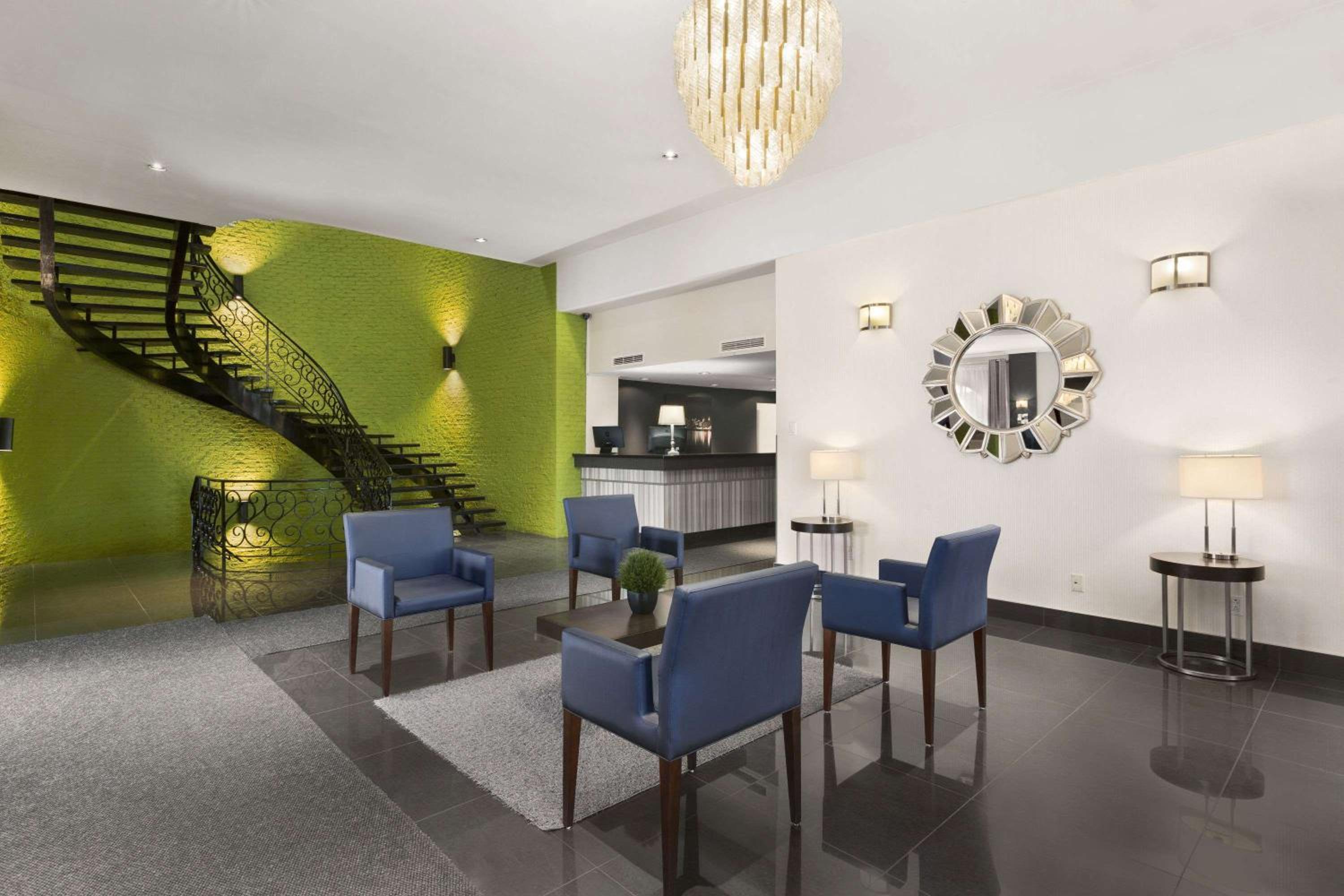 Montreal Vacations - Days Inn by Wyndham Montreal Airport Conference Centre - Property Image 1