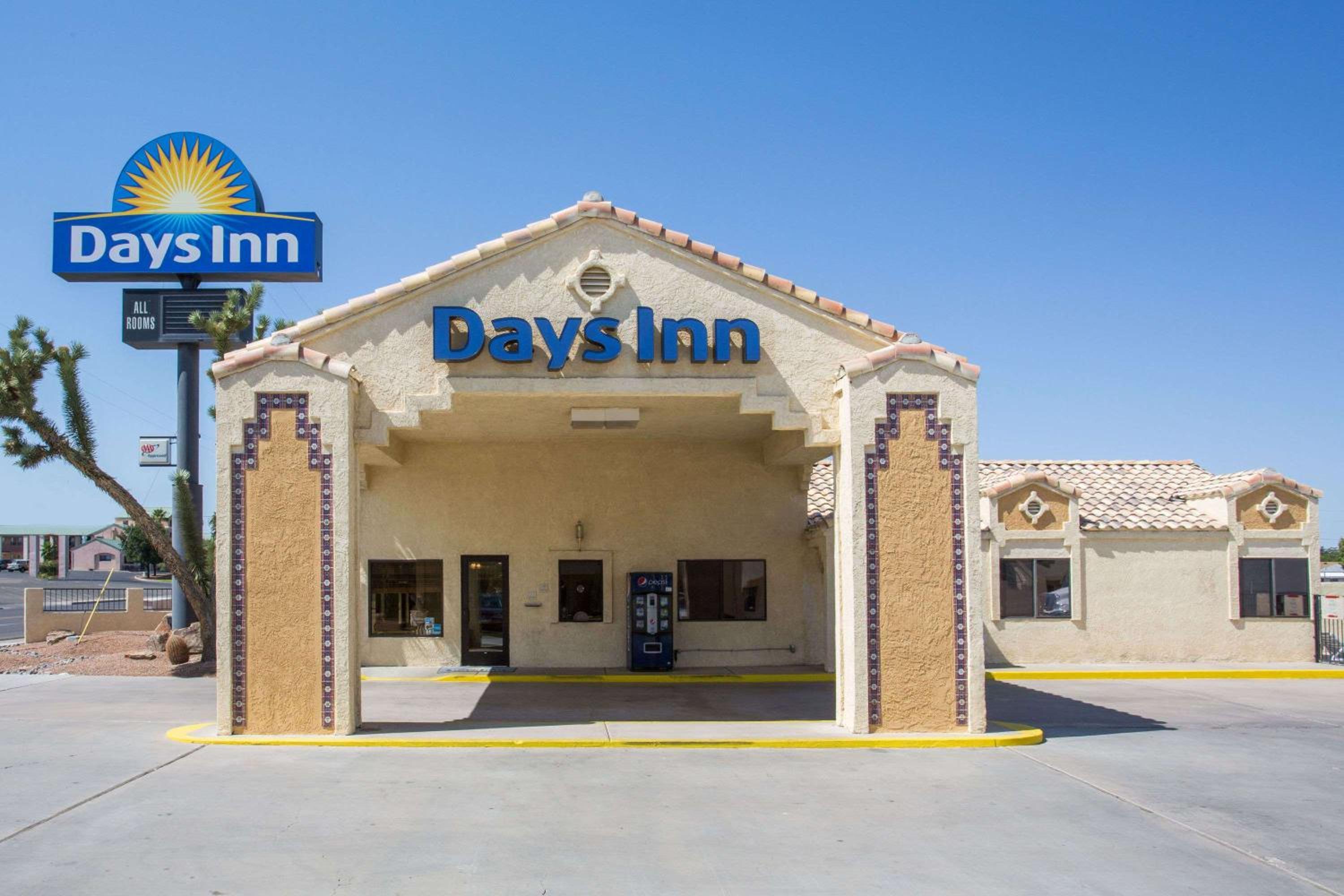 Kingman Vacations - Days Inn by Wyndham Kingman West - Property Image 1
