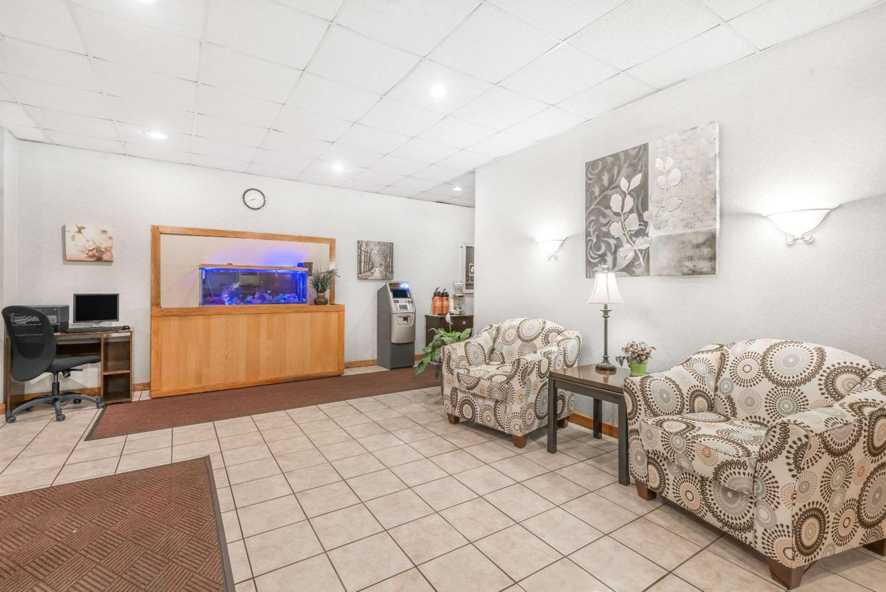 Days Inn by Wyndham St Clairsville view 2