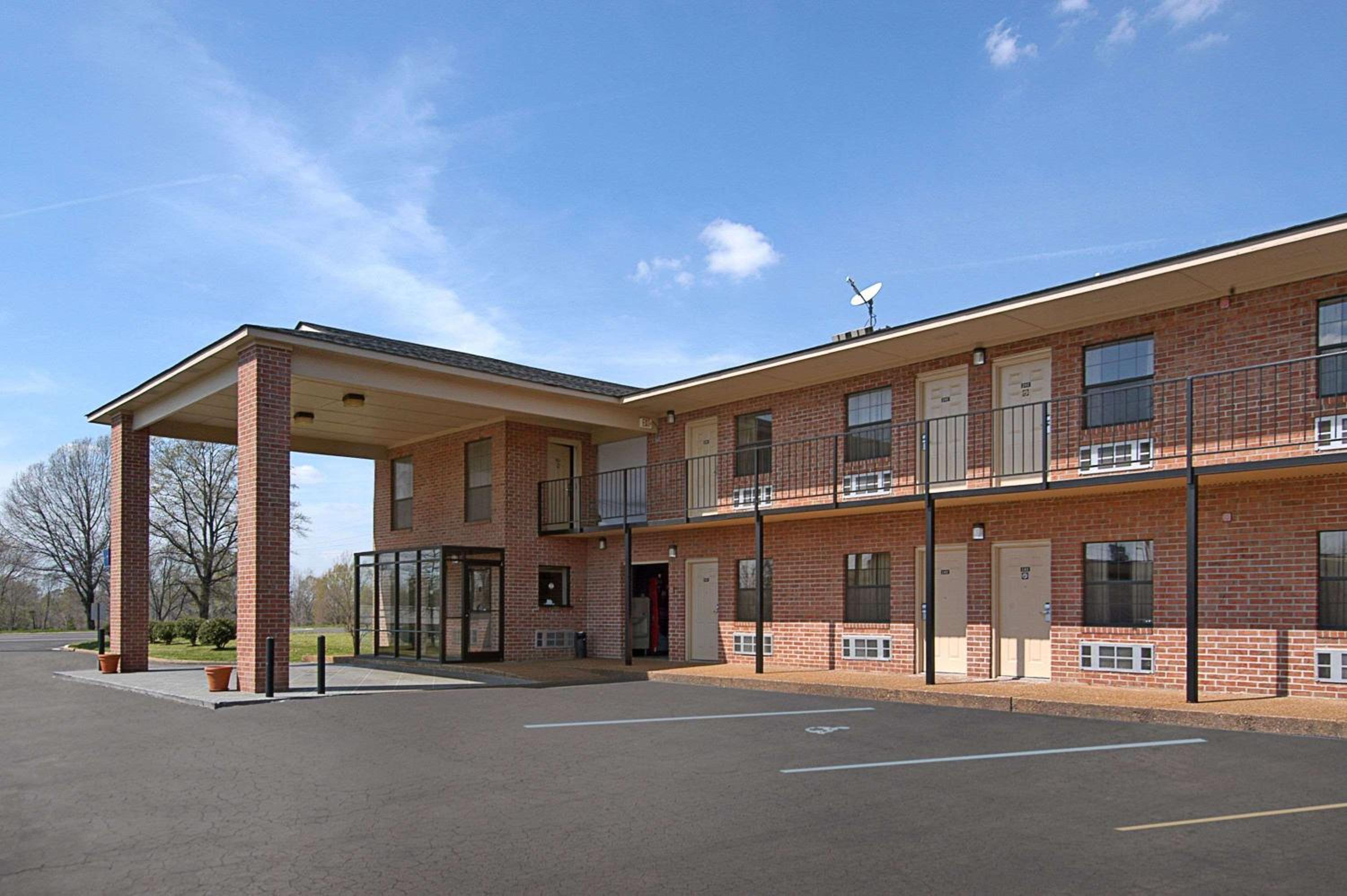 Days Inn by Wyndham Brownsville - Property Image 11