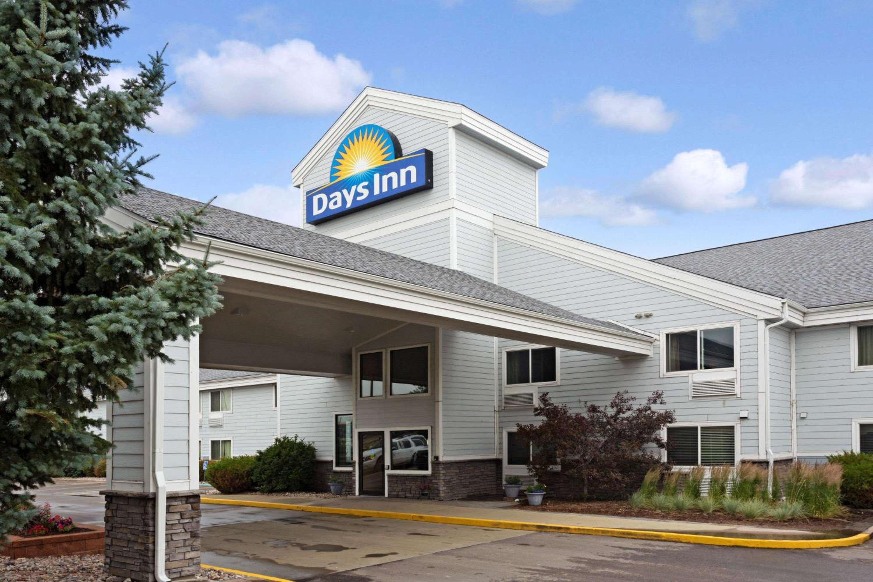 Cheyenne Vacations - Days Inn by Wyndham Cheyenne - Property Image 11